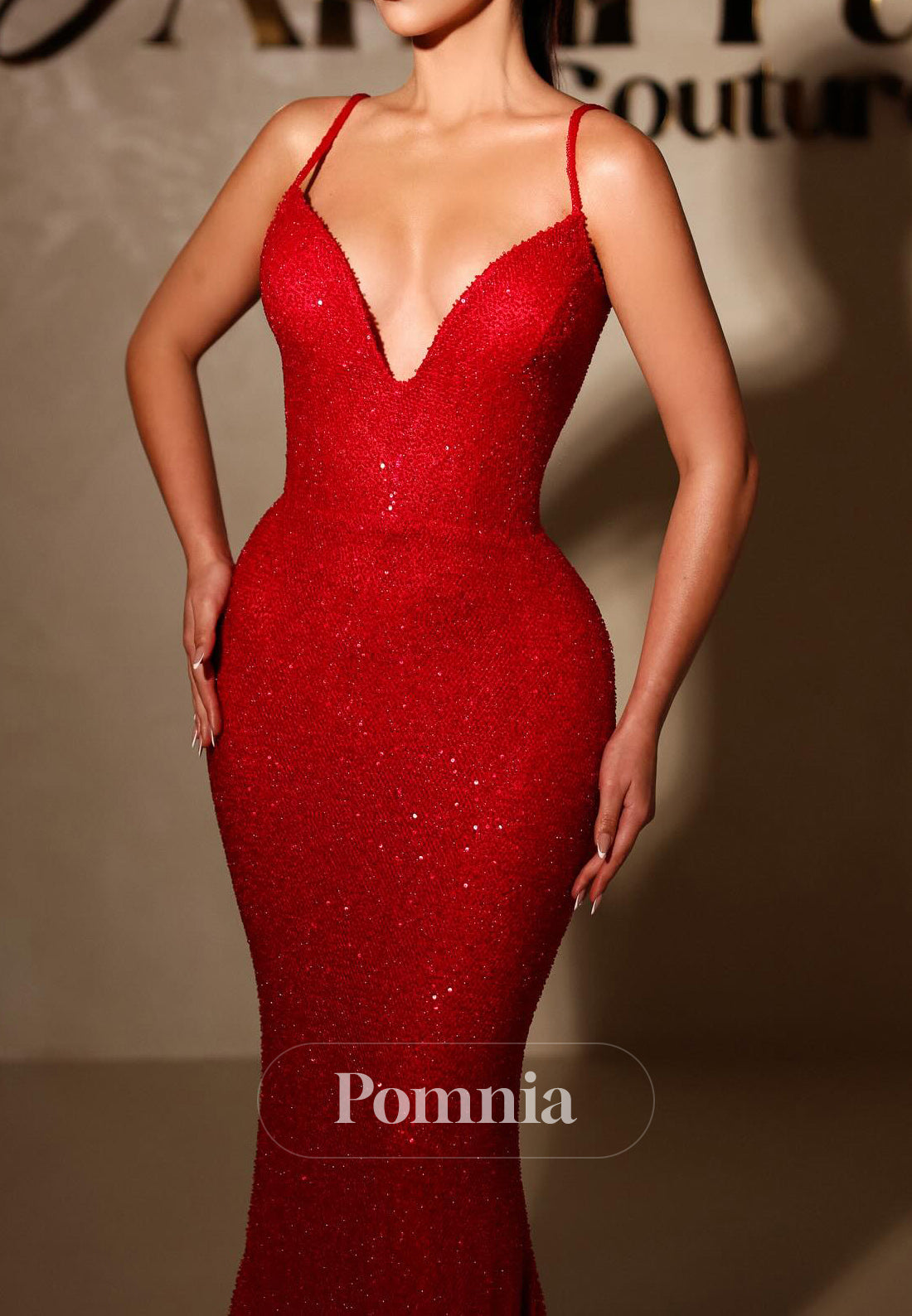 Red Spaghetti Straps V-Neck Mermaid Evening Dress