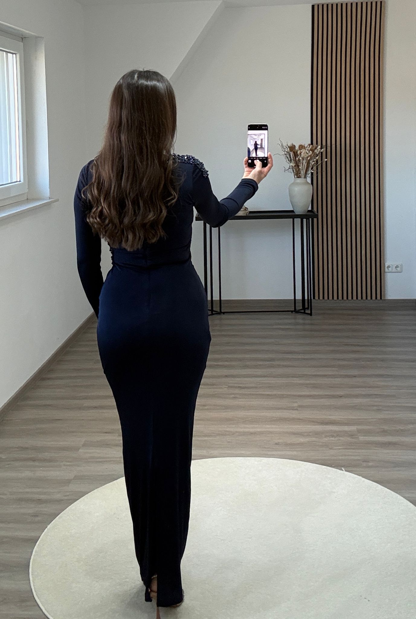 Elegant Long Sleeves Scoop Empire-Waist Pearls Satin Formal Dress