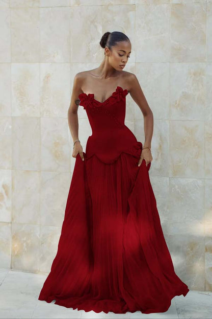 Stunning Strapless Sleeveless Long Prom Dress With Pleated Beading