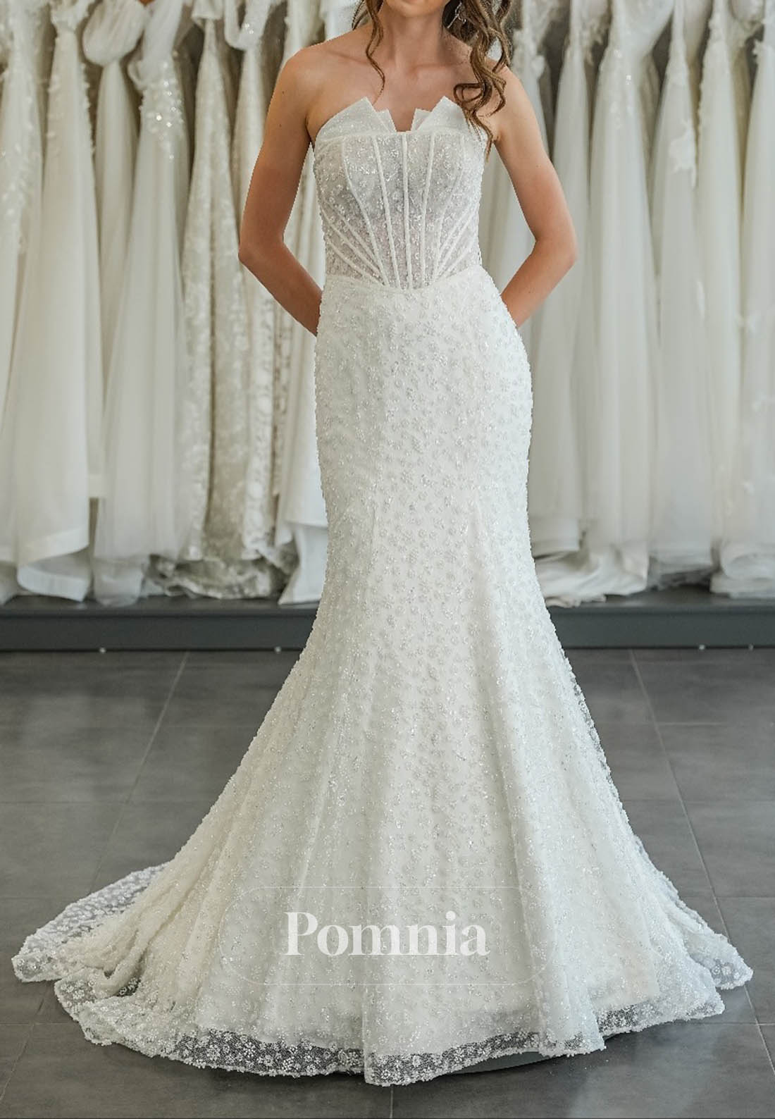 Simple Sleeveless Strapless Corset Ruched Wedding Dress