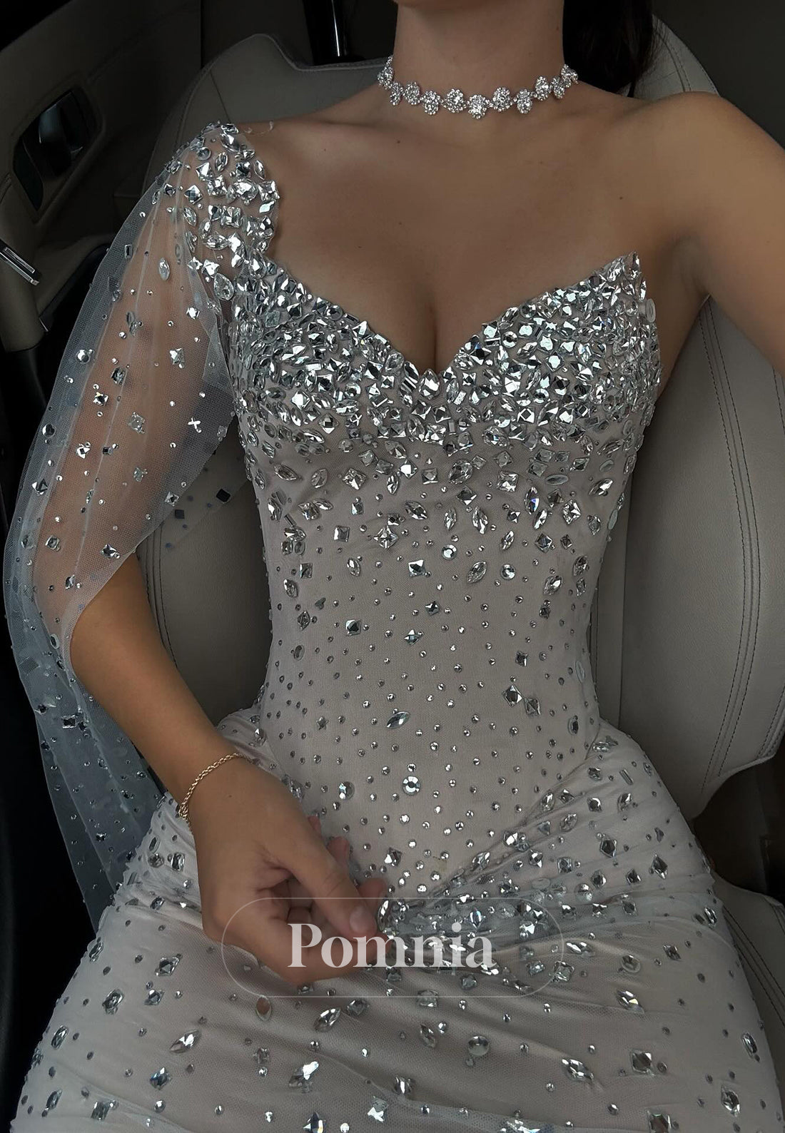 Sparkly One Shoulder Sleeveless Beads Prom Dress