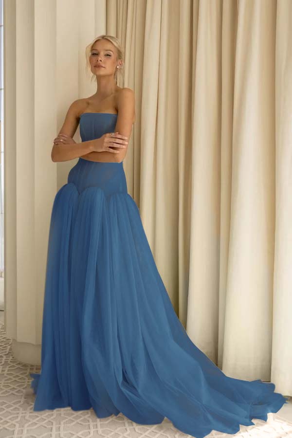 Charming Tulle Strapless Sleeveless Long Prom Dress With Pleated
