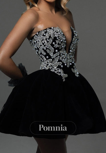 Black Sleeveless V-Neck Beads Short Homecoming Dress