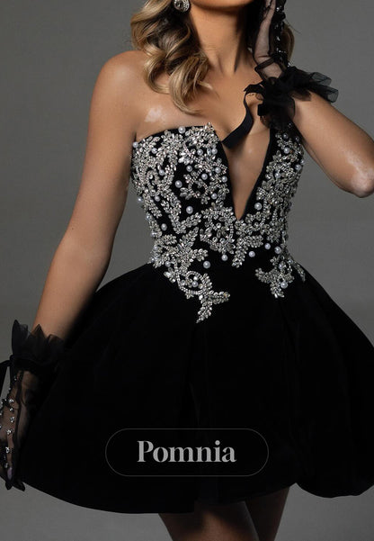 Black Sleeveless V-Neck Beads Short Homecoming Dress
