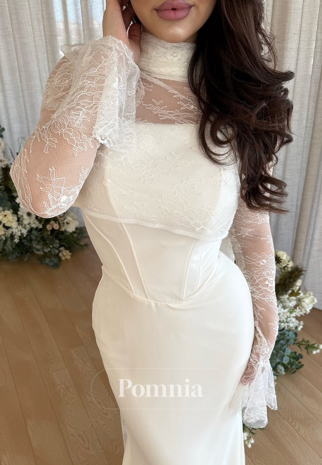 Charming A-Line Long Sleeves Ruched Sheath Prom Dress