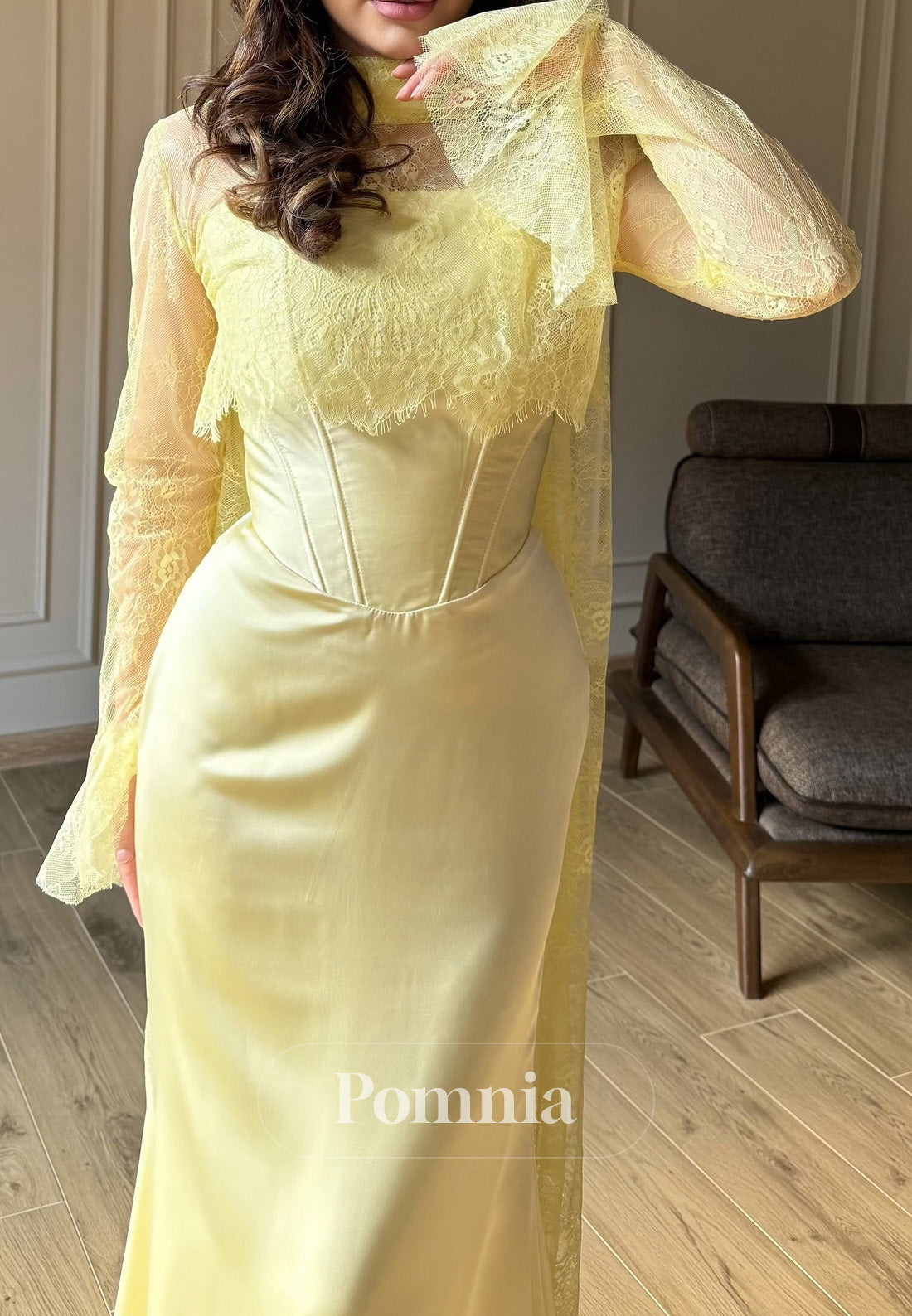 Charming A-Line Long Sleeves Ruched Sheath Prom Dress