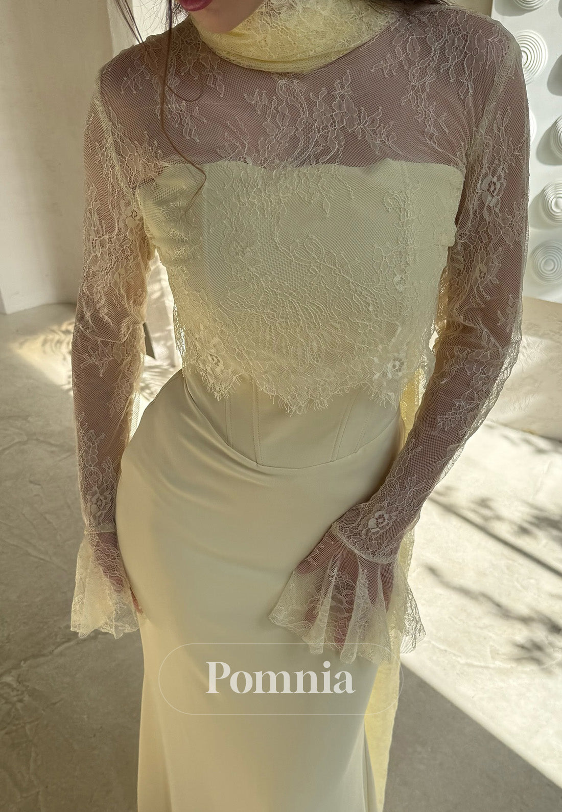 Charming A-Line Long Sleeves Ruched Sheath Prom Dress