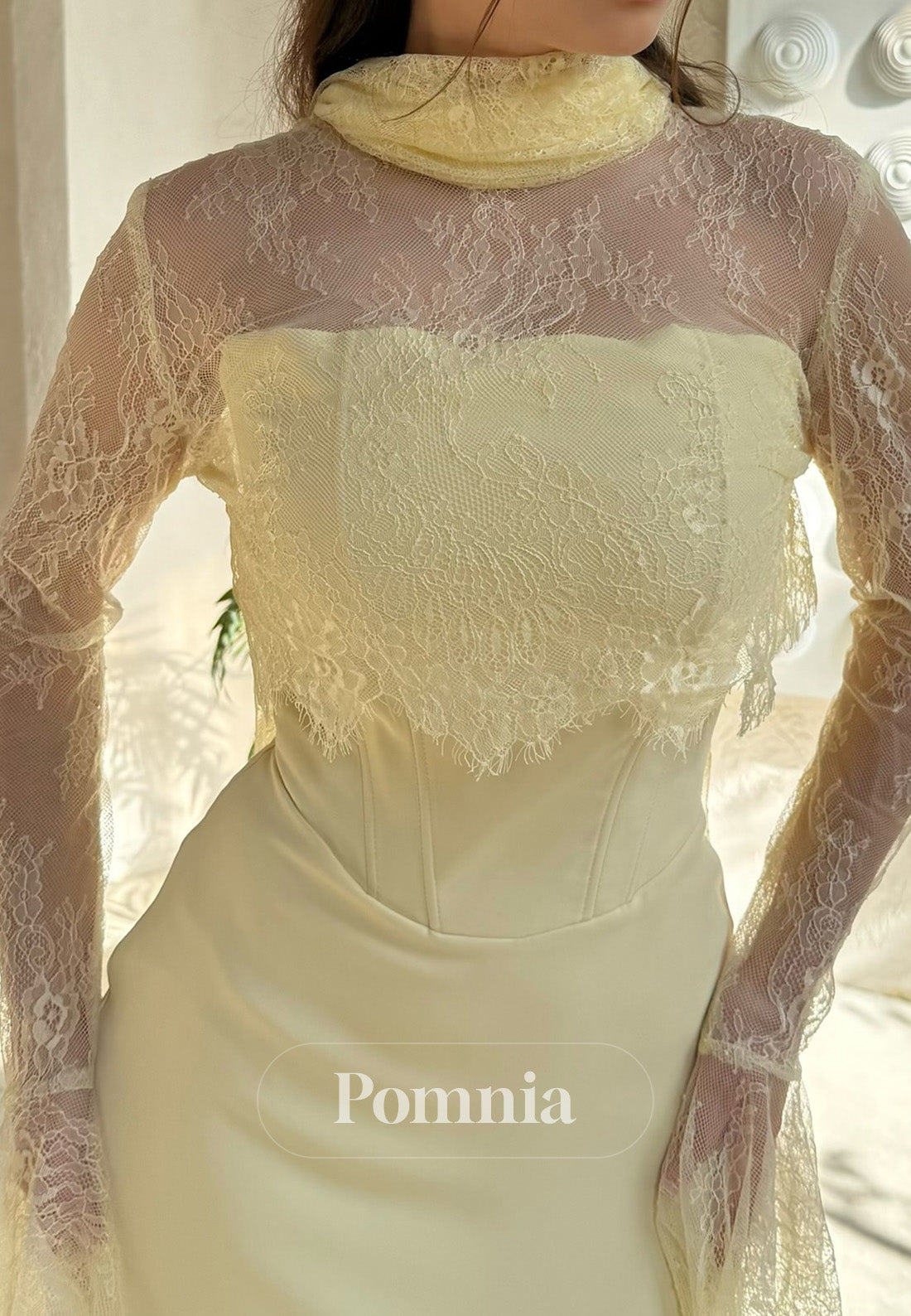 Charming A-Line Long Sleeves Ruched Sheath Prom Dress