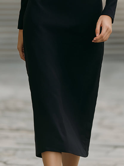 Elegant Black Midi Dress With Ivory Oversized Collar