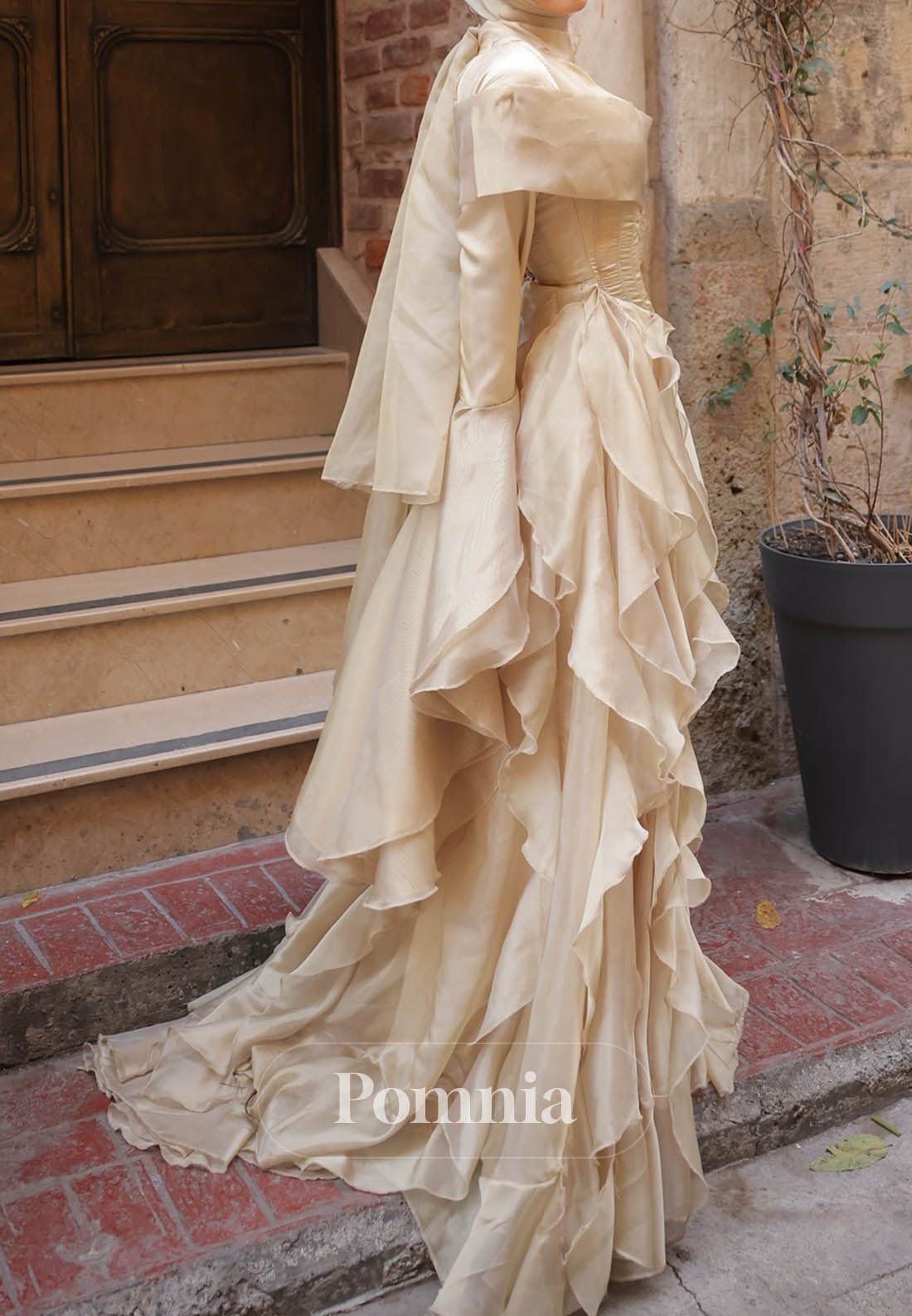 Simple Long Sleeves Scoop Ruffles A-Line Evening Dress