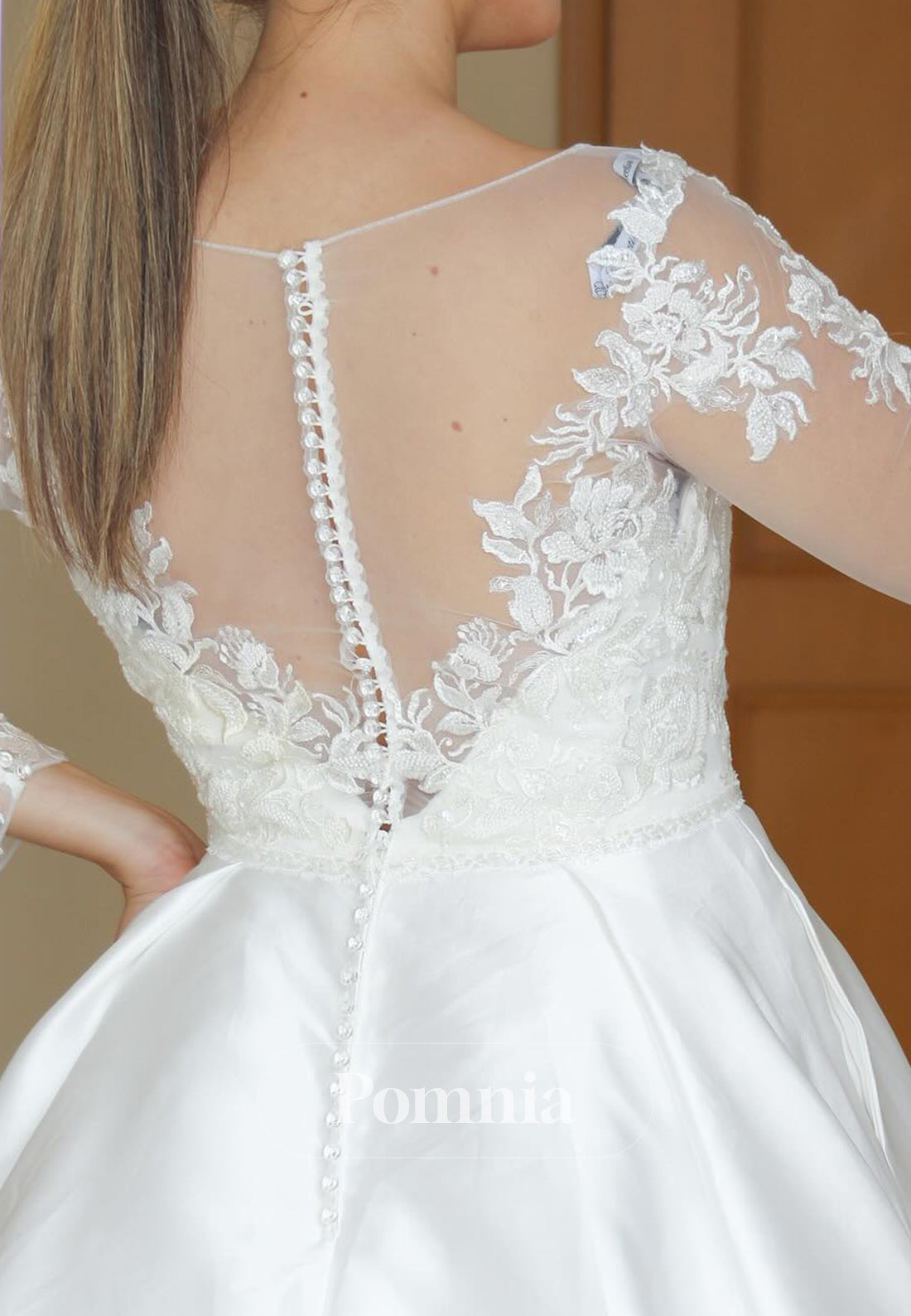 Spaghetti Straps Sweetheart Appliques Satin Wedding Dress