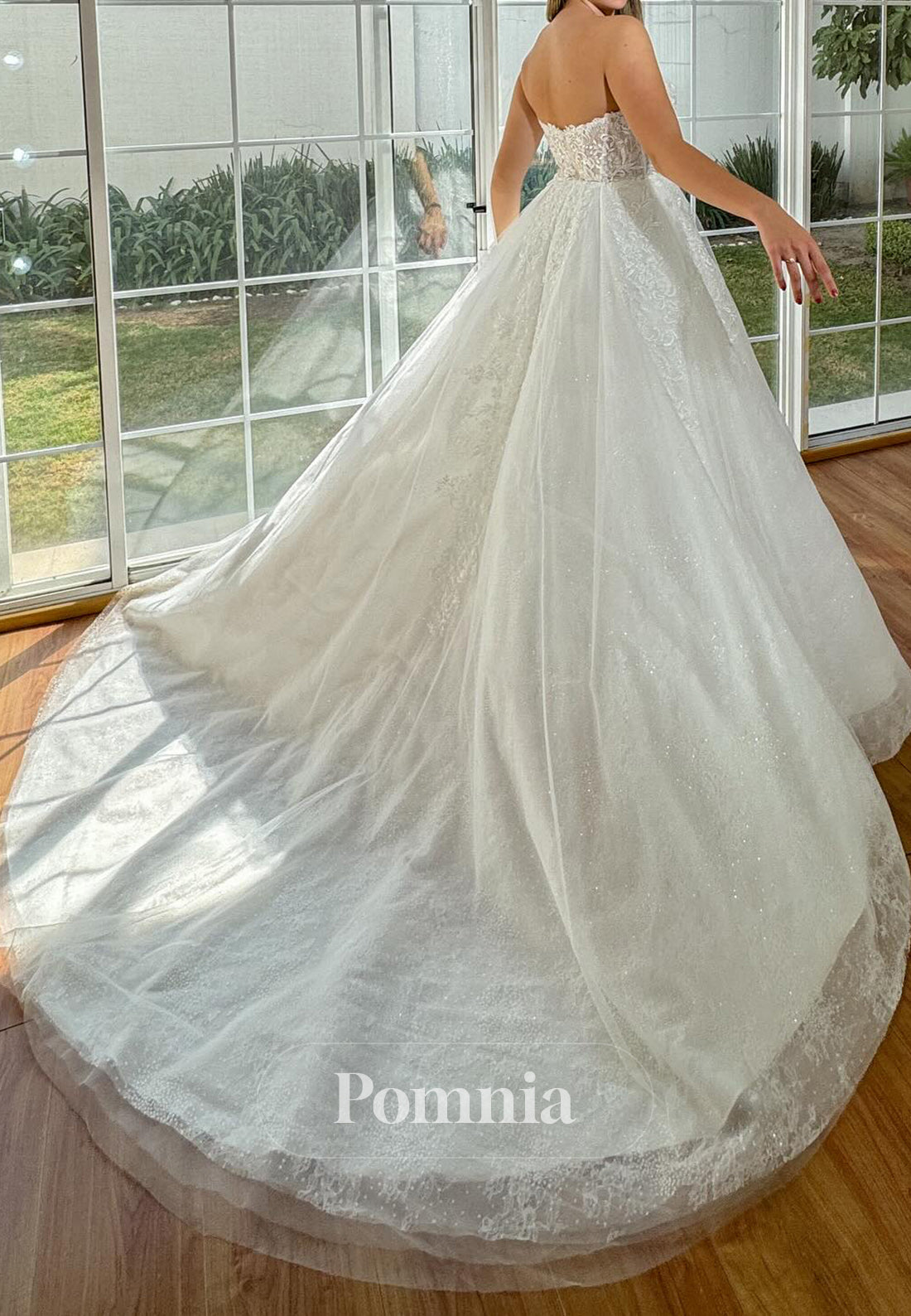 Elegant Long Sleeves High Neck Corset Tulle Wedding Dress