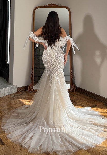 Charming A-Line Sweetheart Sleeveless Floral Appliques Lace Wedding Dress