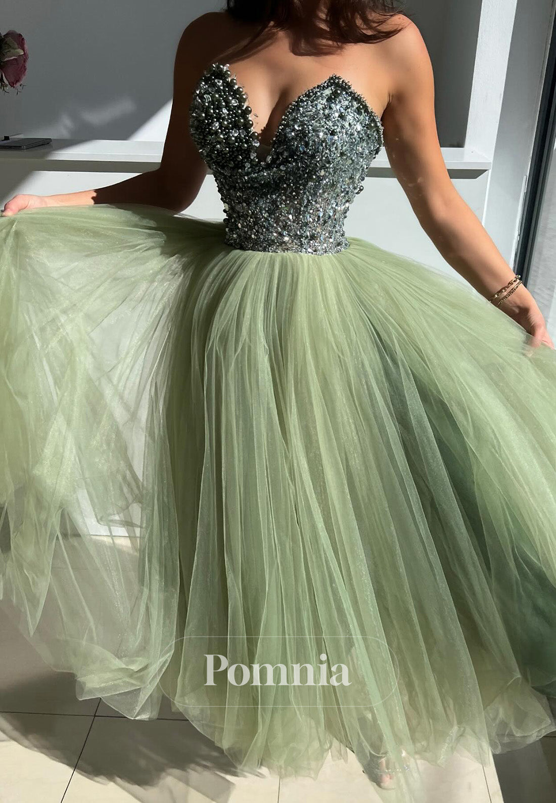 Charming A-Line Sleeveless Strapless Beads Lace Prom Dress