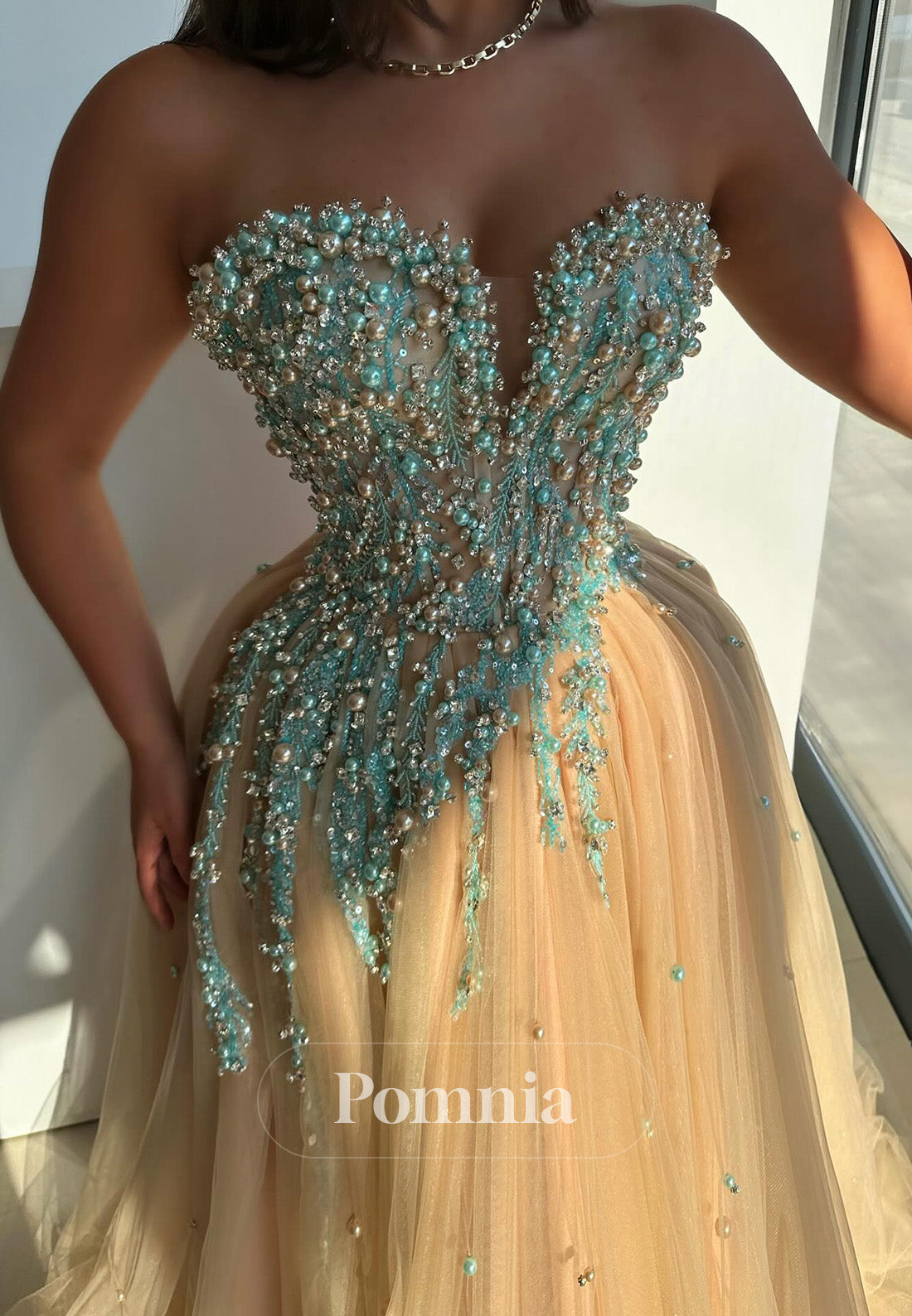 Charming A-Line Sleeveless Strapless Pearls Lace Prom Dress