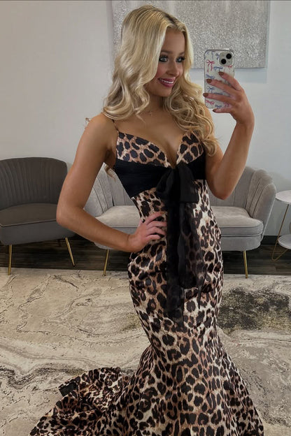 Fashion Mermaid V Neck Leopard Print Prom Dress with Bow