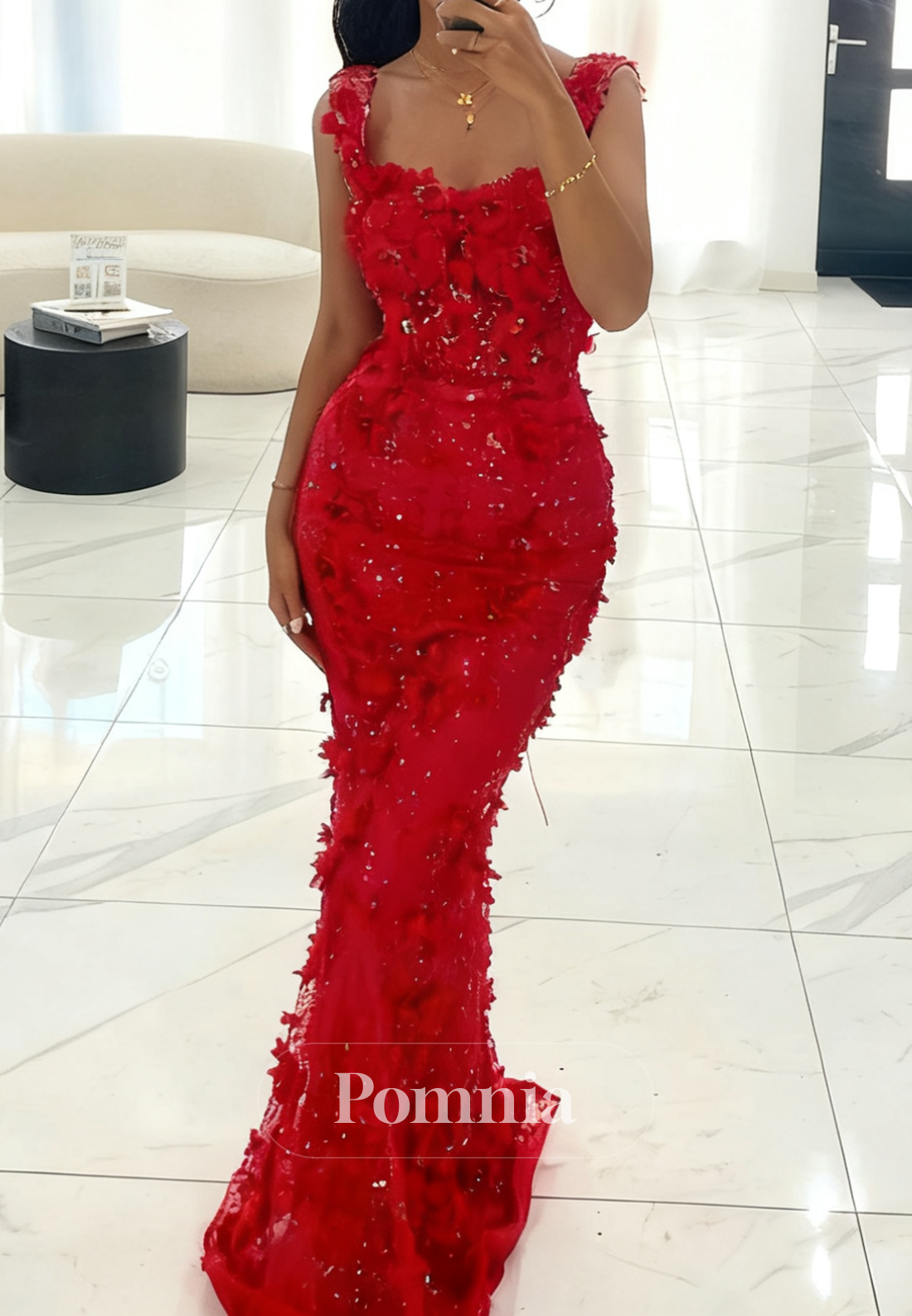 Charming Spaghetti Straps Square Appliques Prom Dress