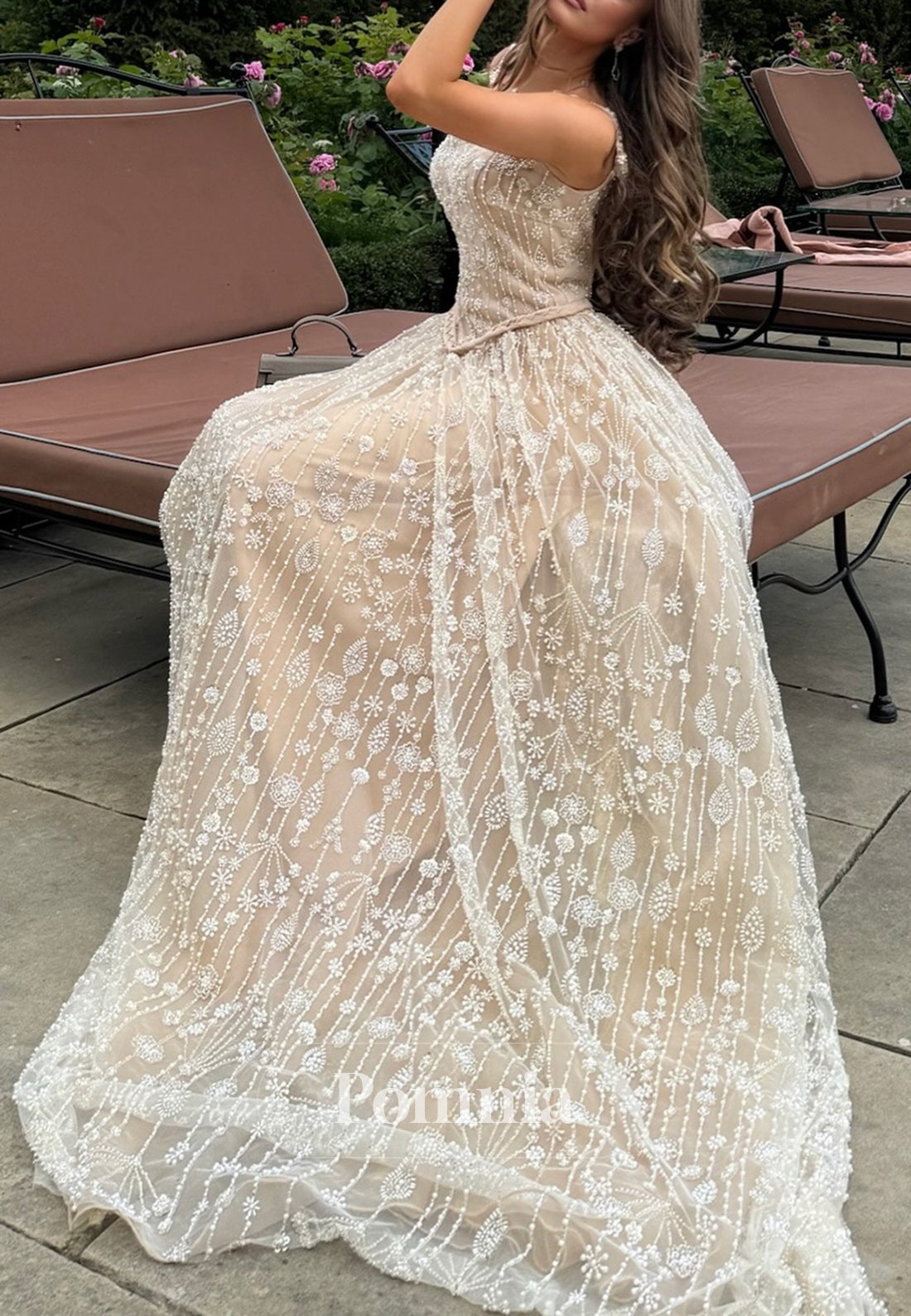 Charming A-Line Spaghetti Straps Square Appliques Evening Dress