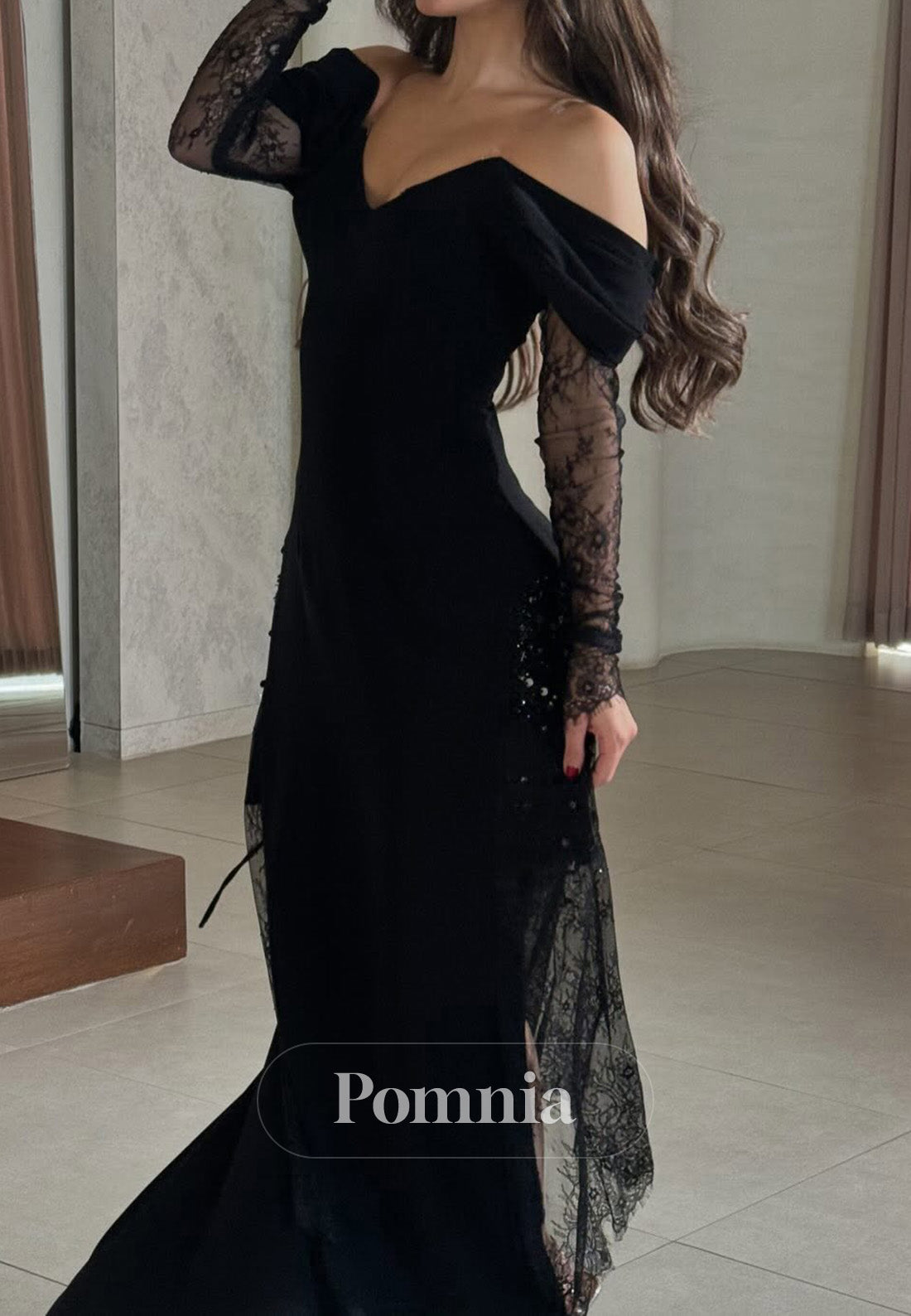 Black Long Sleeves Sweetheart Slit Lace Prom Dress