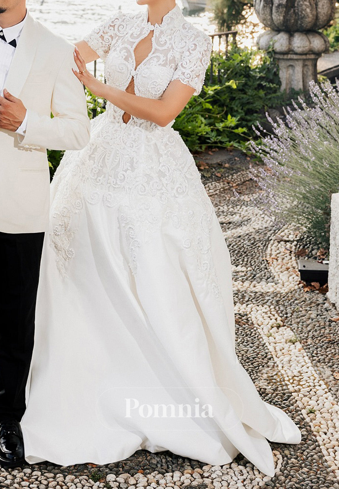 Elegant Short Sleeves Short Sleeves A-Line Wedding Dress