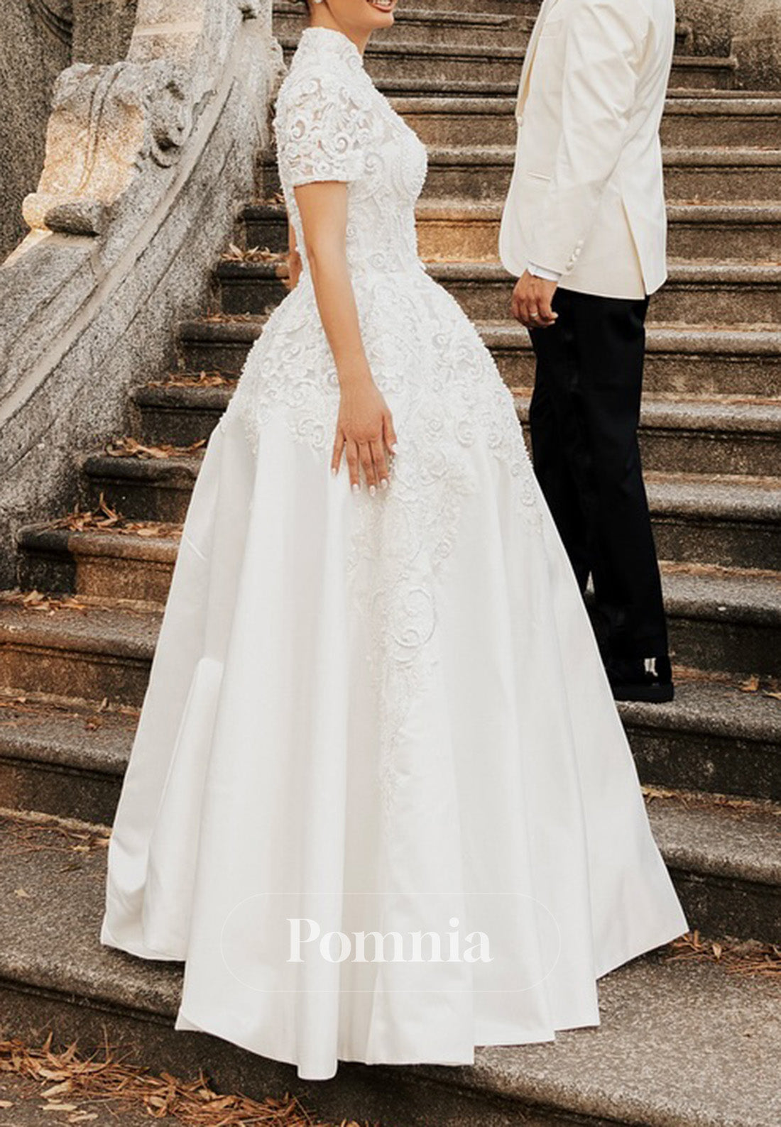 Elegant Short Sleeves Short Sleeves A-Line Wedding Dress