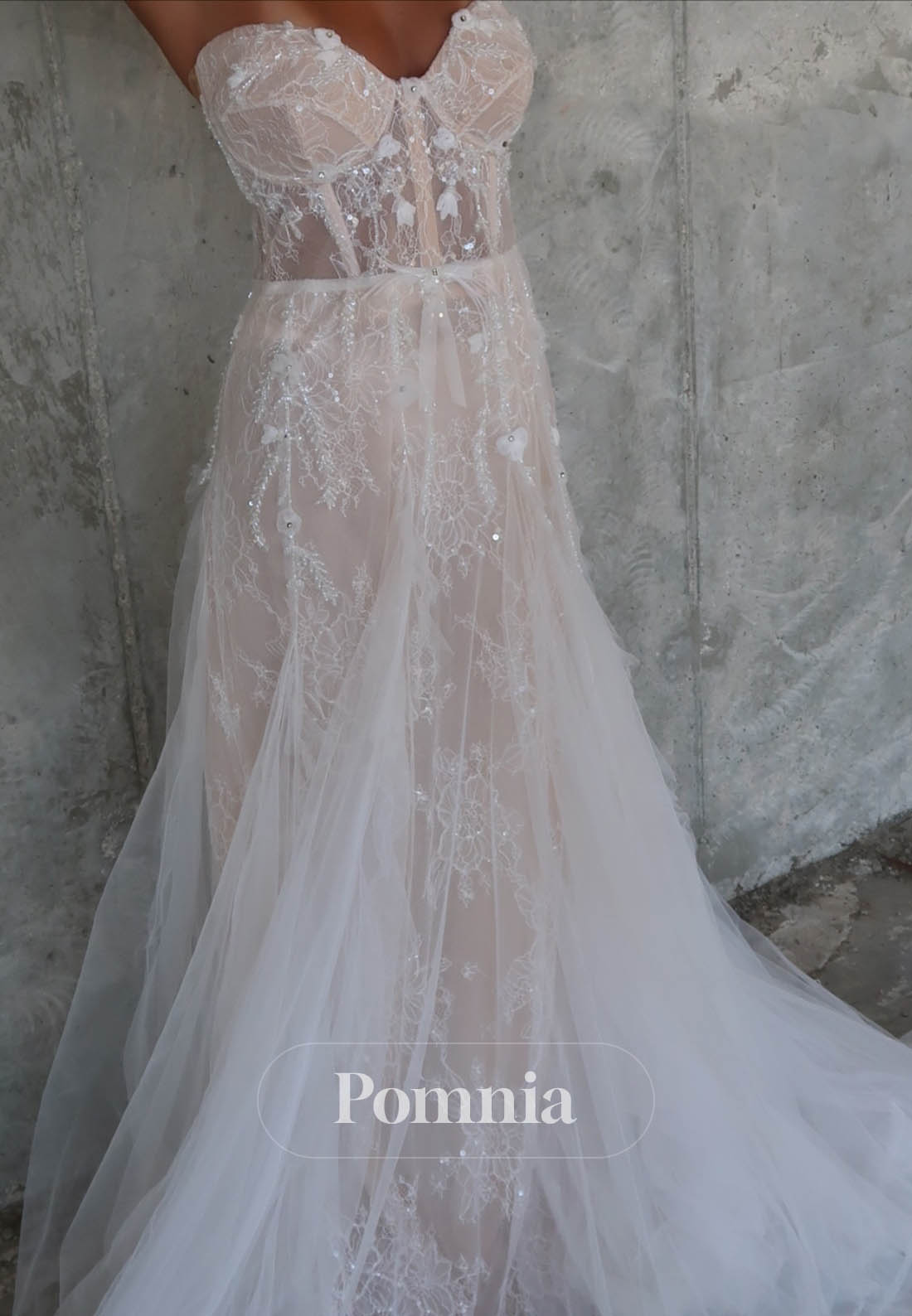 Simple Sweetheart Sleeveless Corset Tulle Lace Wedding Dress