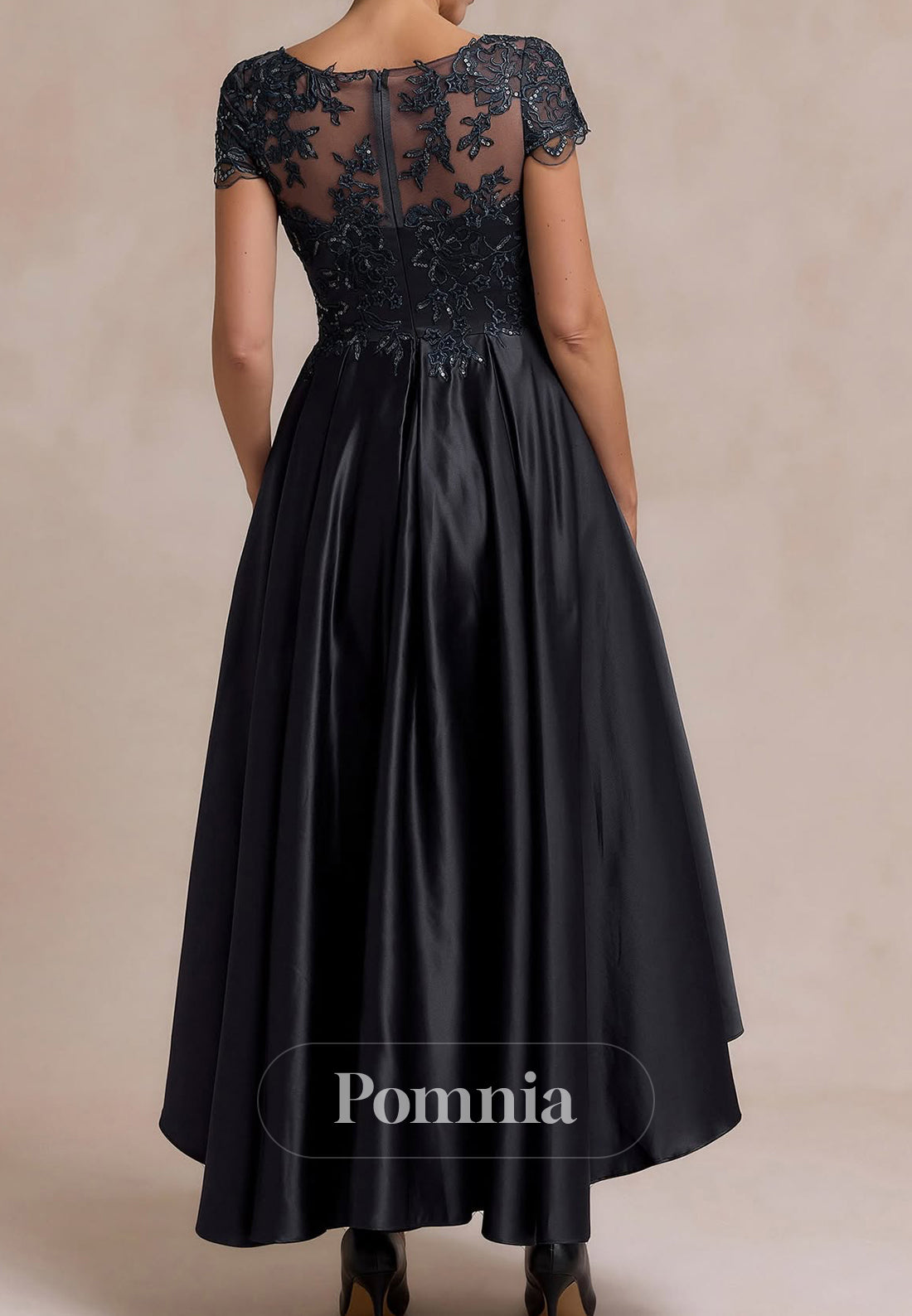 Black A-Line Short Sleeves Scoop Appliques Satin Mother of the Bride Dress