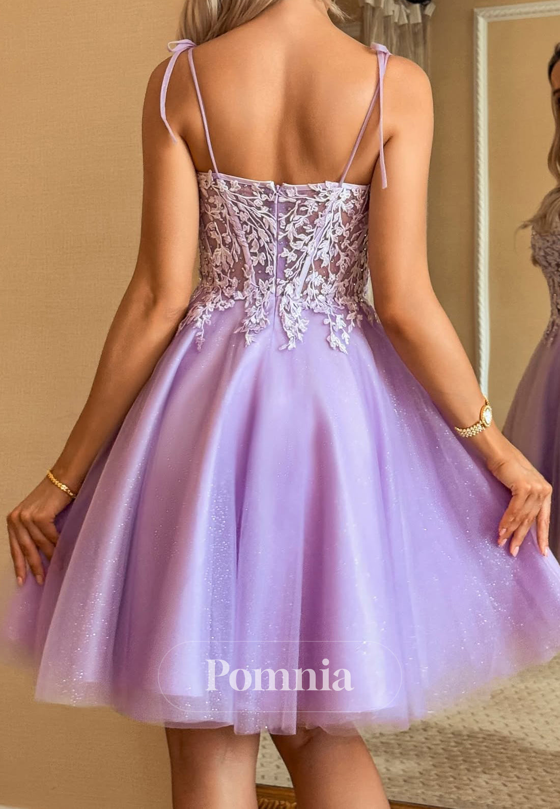 Spaghetti Straps V-Neck Appliques A-Line Homecoming Dress