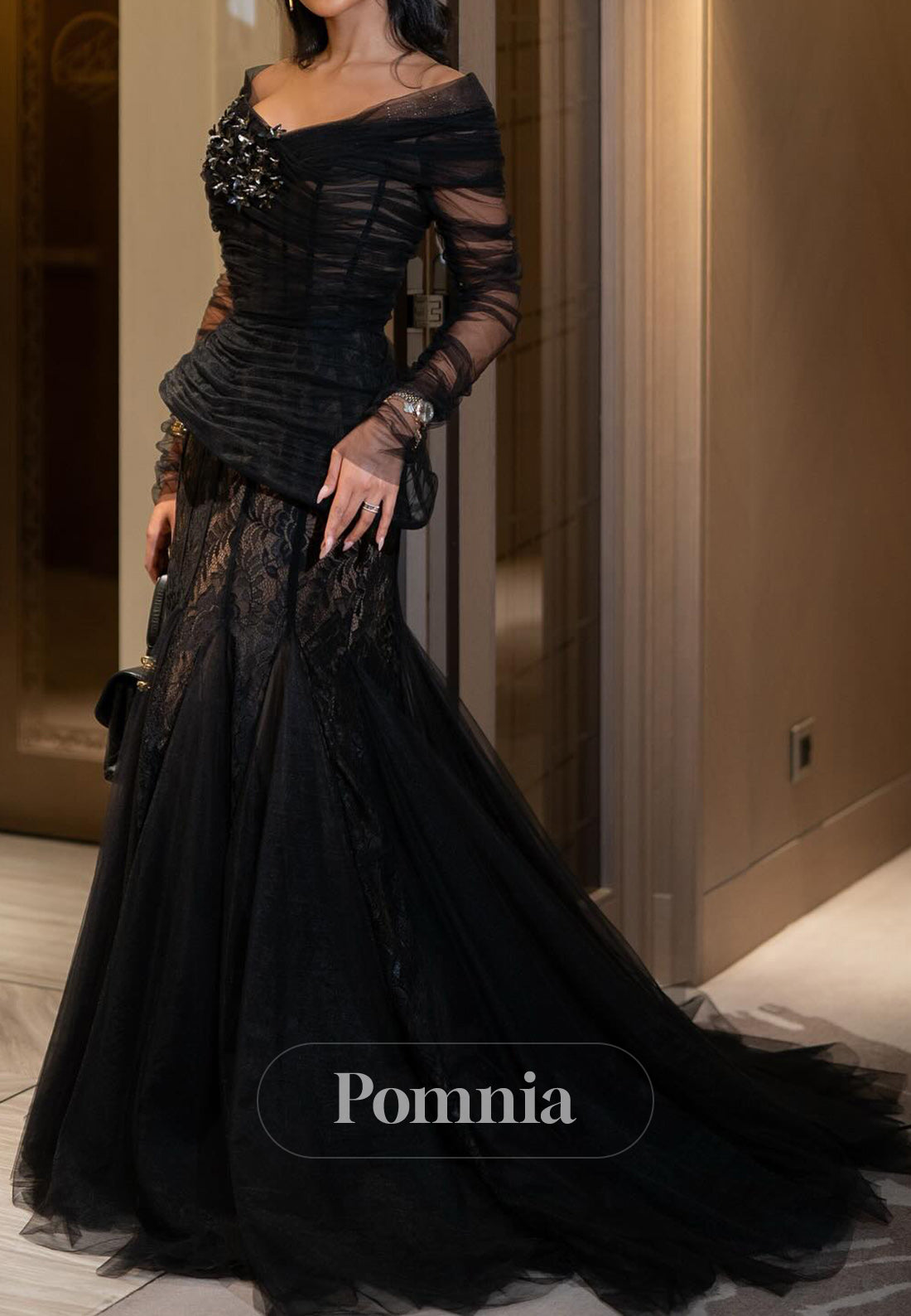 Black Long Sleeves Scoop Corset Tulle Evening Dress