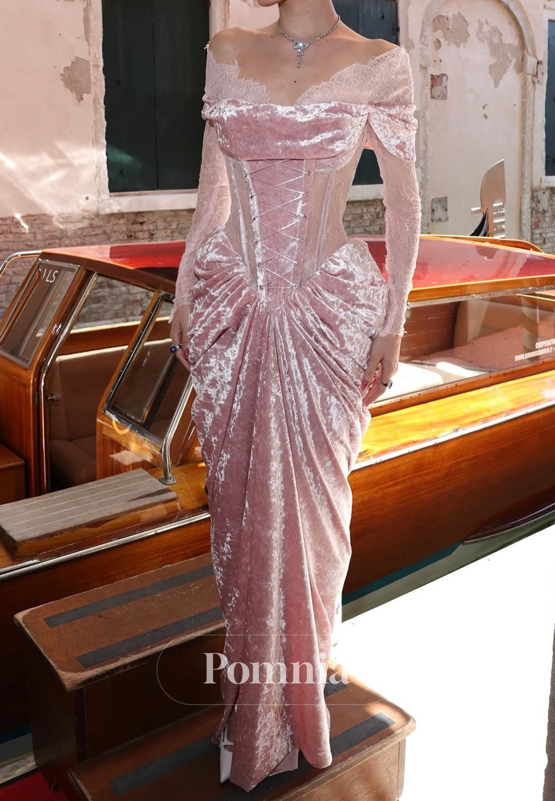 Rose Petal Long Sleeves Sweetheart Corset Tulle Prom Dress