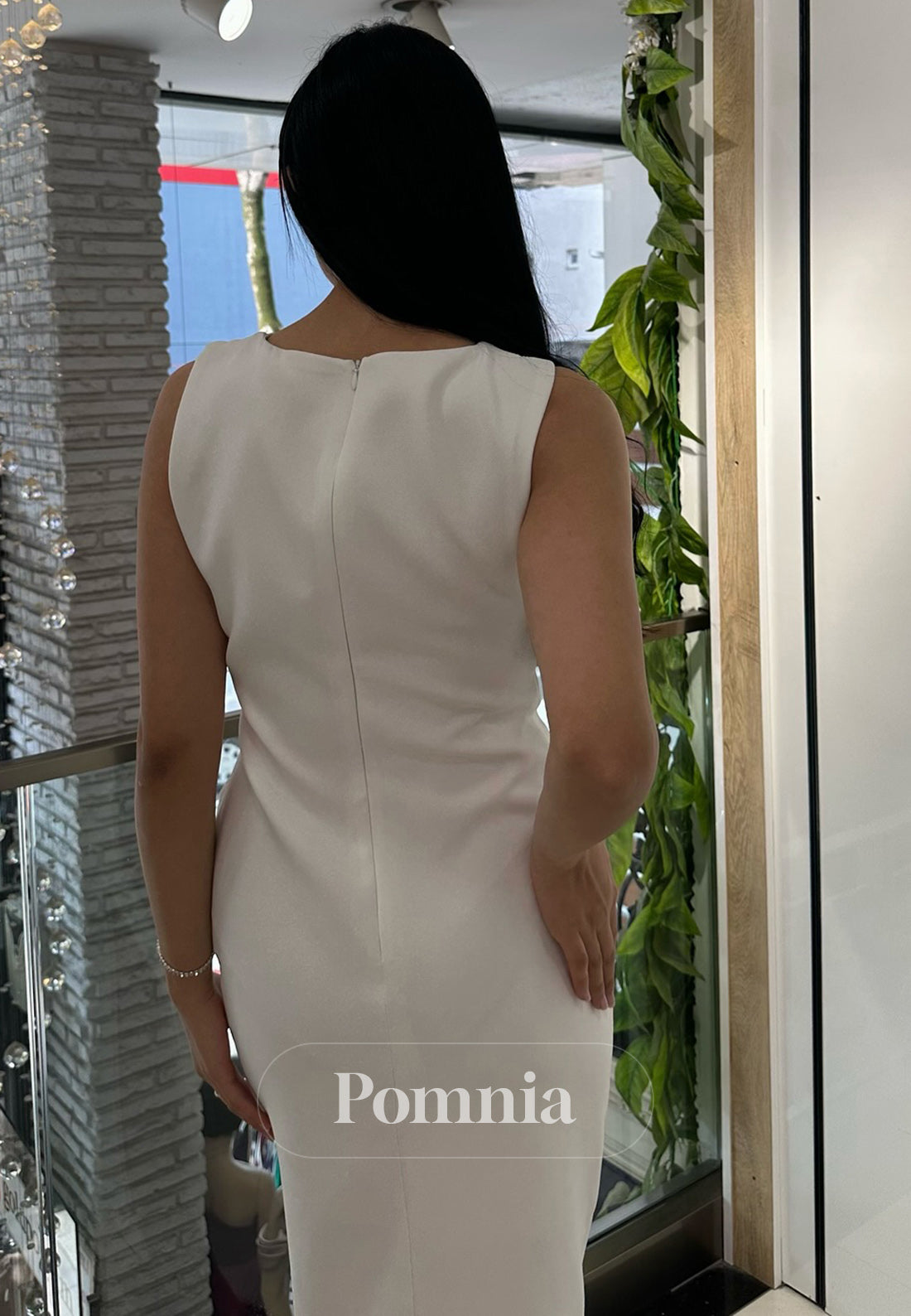 Sheath Scoop Sleeveless Feathers Slit Cocktail Dress