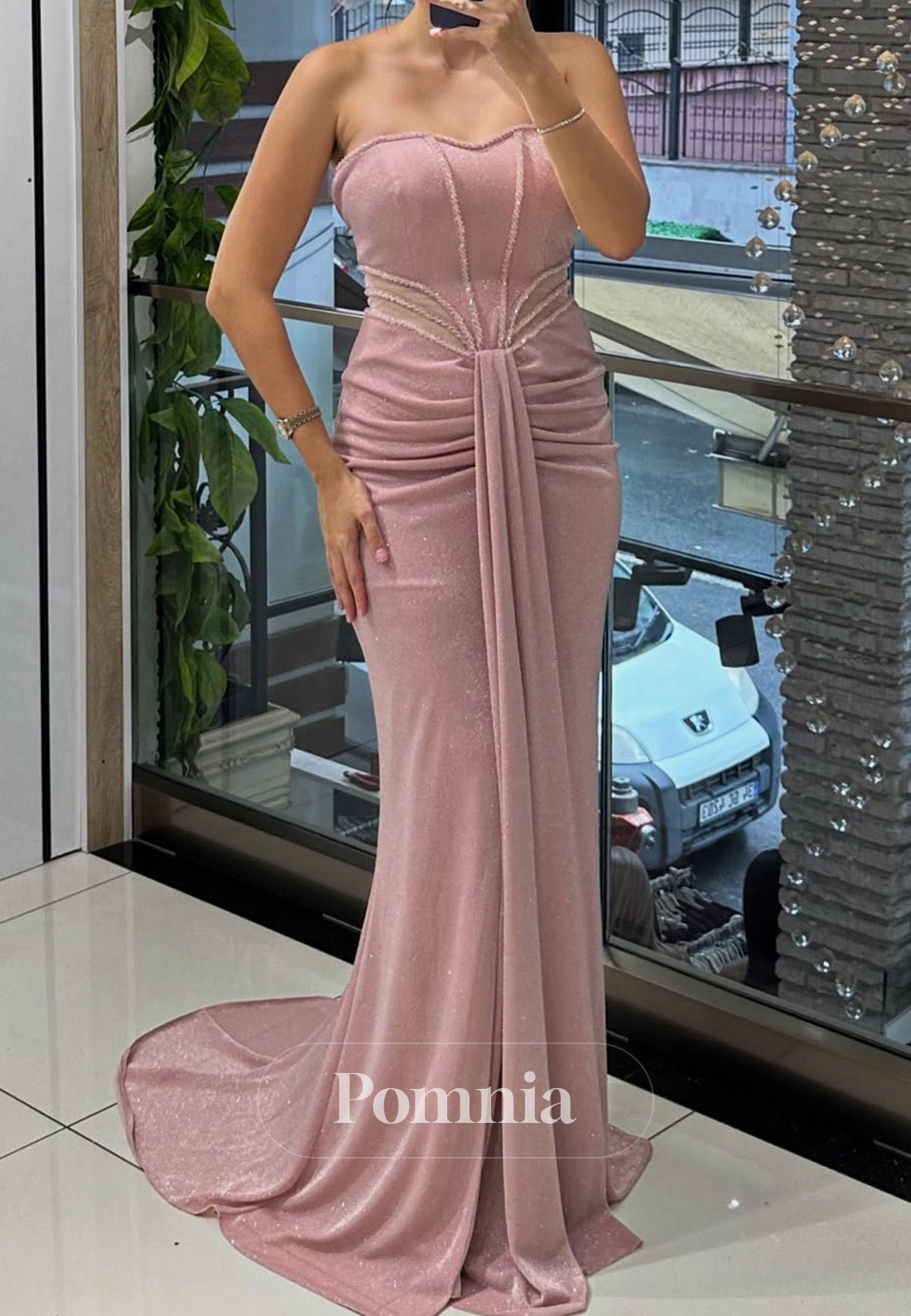 Simple Sleeveless Strapless Ruched Empire-Waist Prom Dress