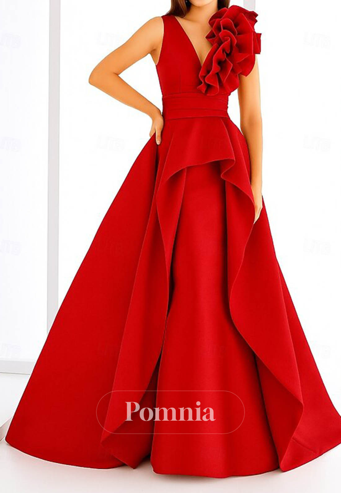 A-Line Spaghetti Straps V-Neck Floral Appliques Evening Dress