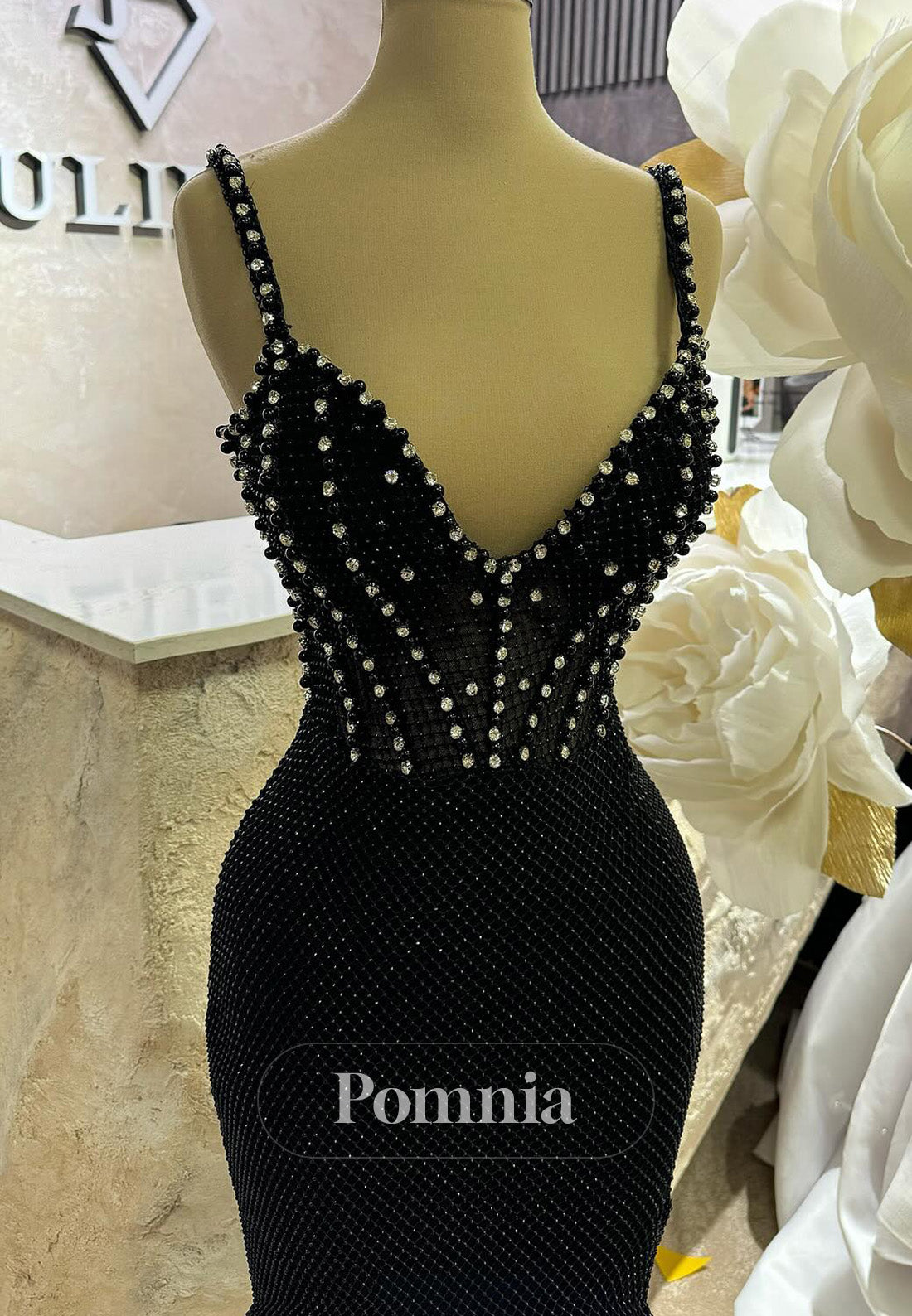 Black Spaghetti Straps Scoop Pearls Prom Dress