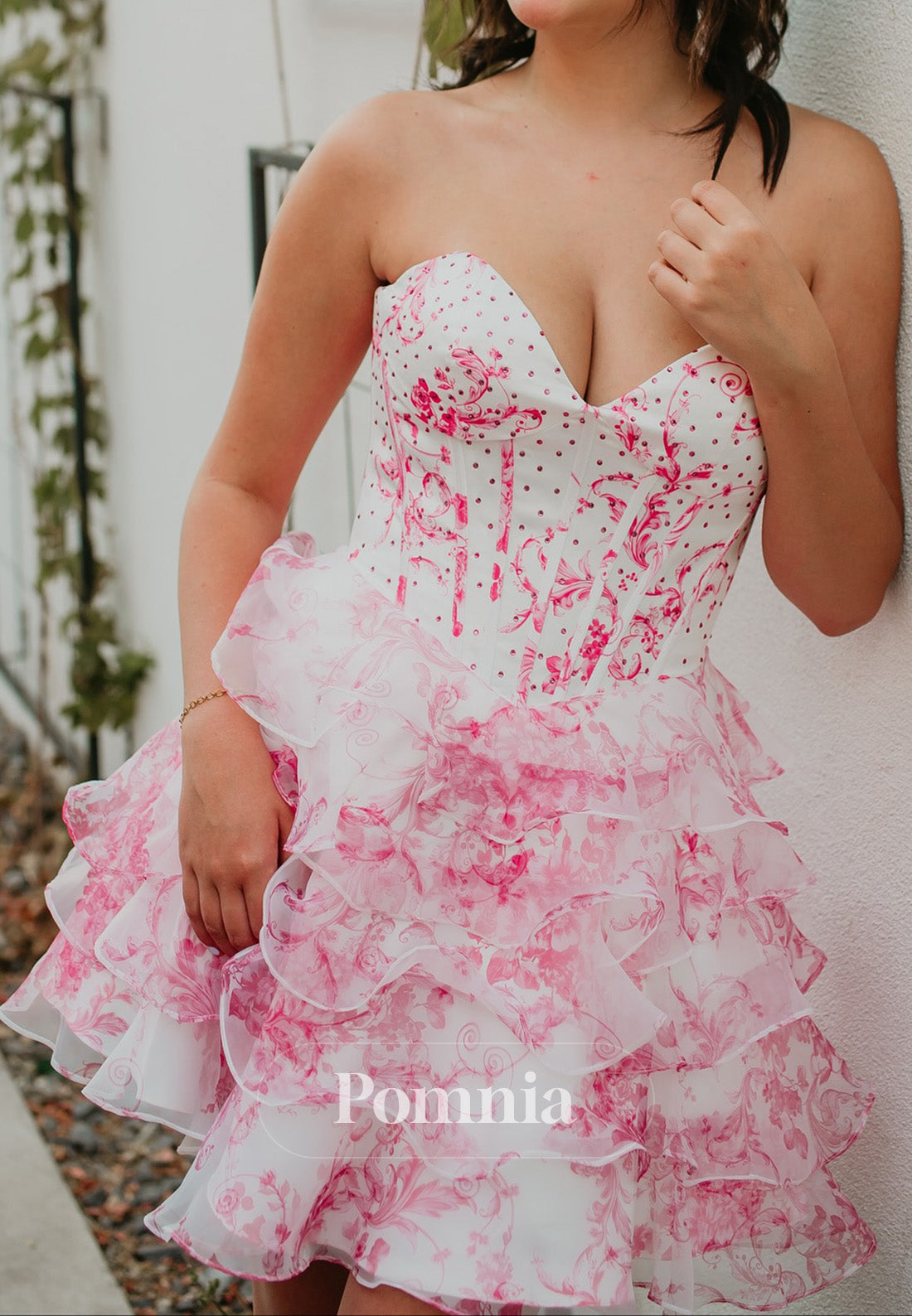 Charming Sleeveless Strapless Ruffles Homecoming Dress