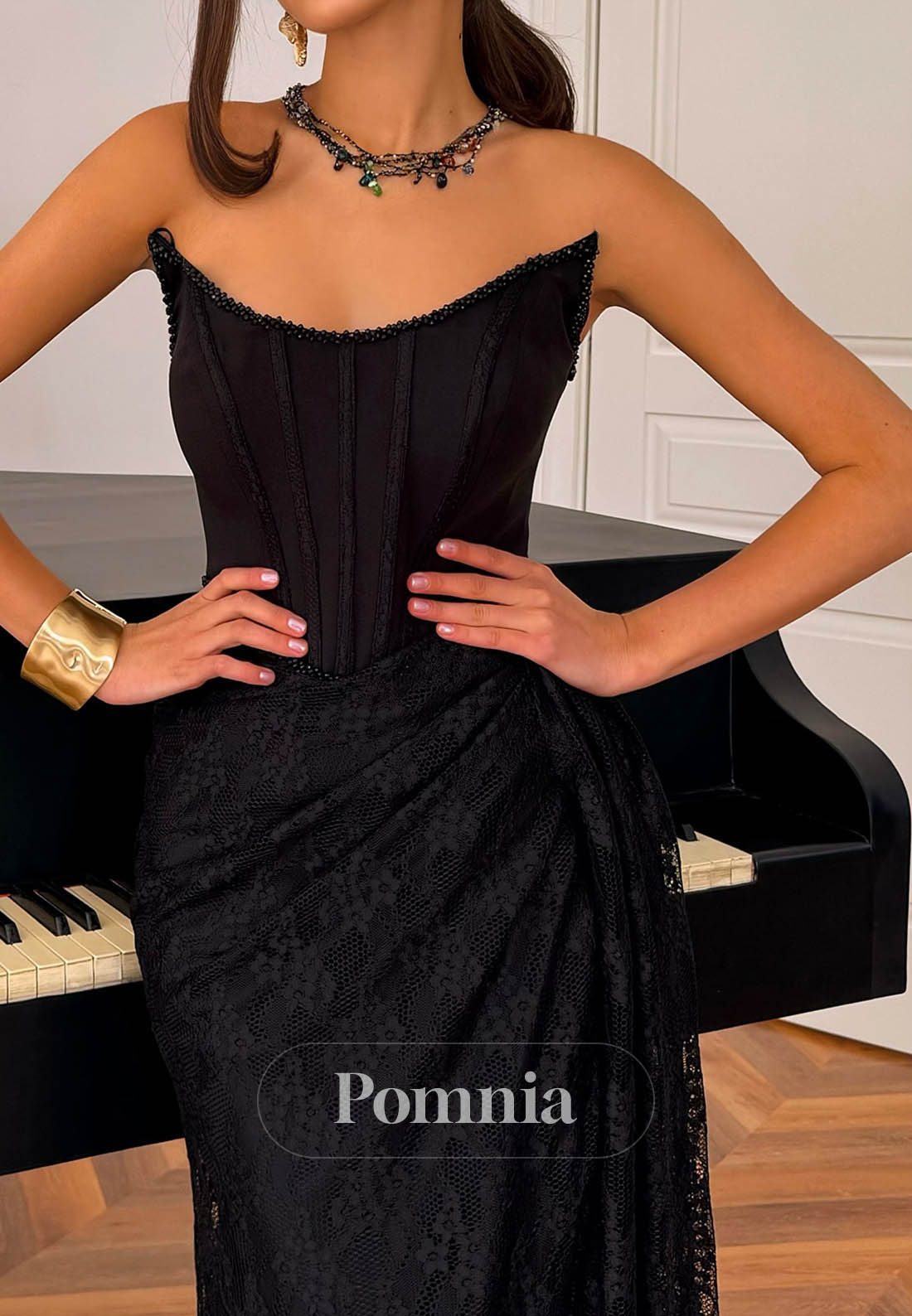 Black Sleeveless Scoop Corset Lace A-Line Prom Dress