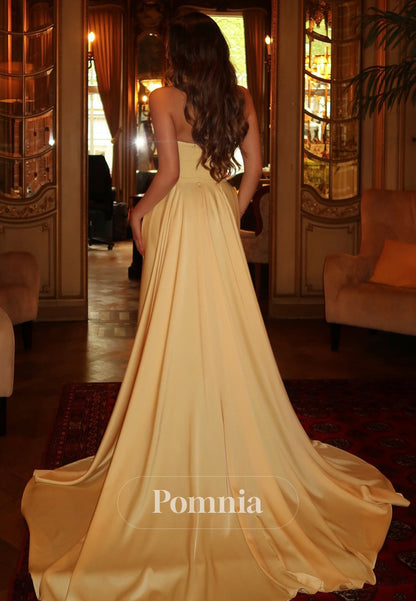 Simple Sleeveless Strapless Ruched A-Line Prom Dress