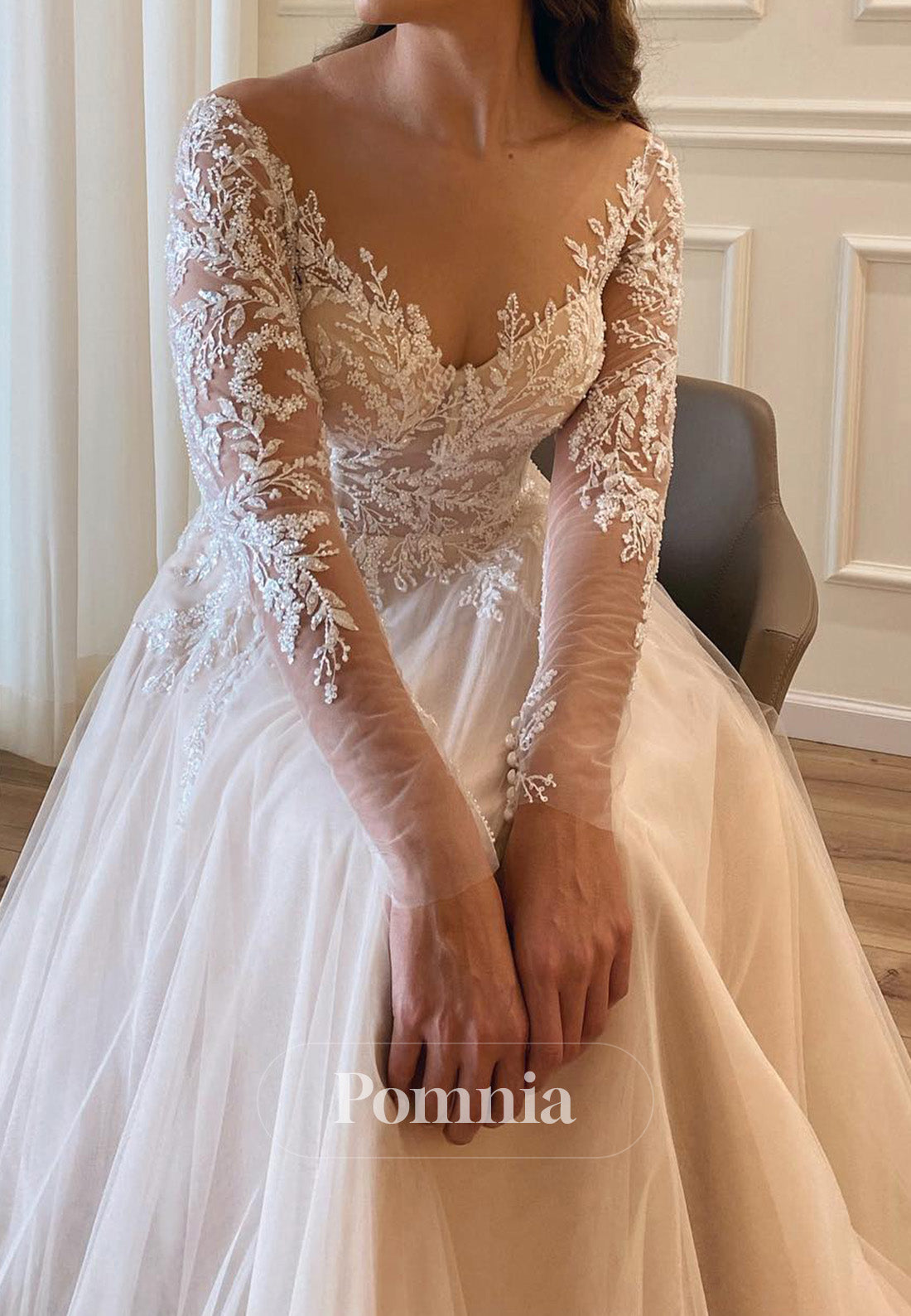 Charming Long Sleeves Sweetheart A-Line Lace Wedding Dress