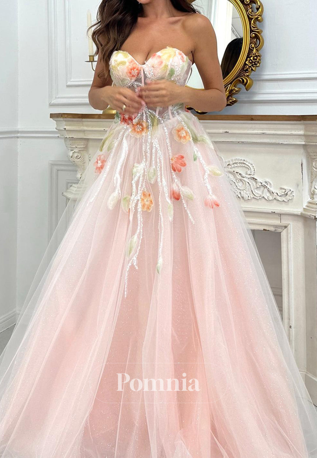 Rose Petal Sweetheart Sleeveless Floral Appliques Lace Prom Dress