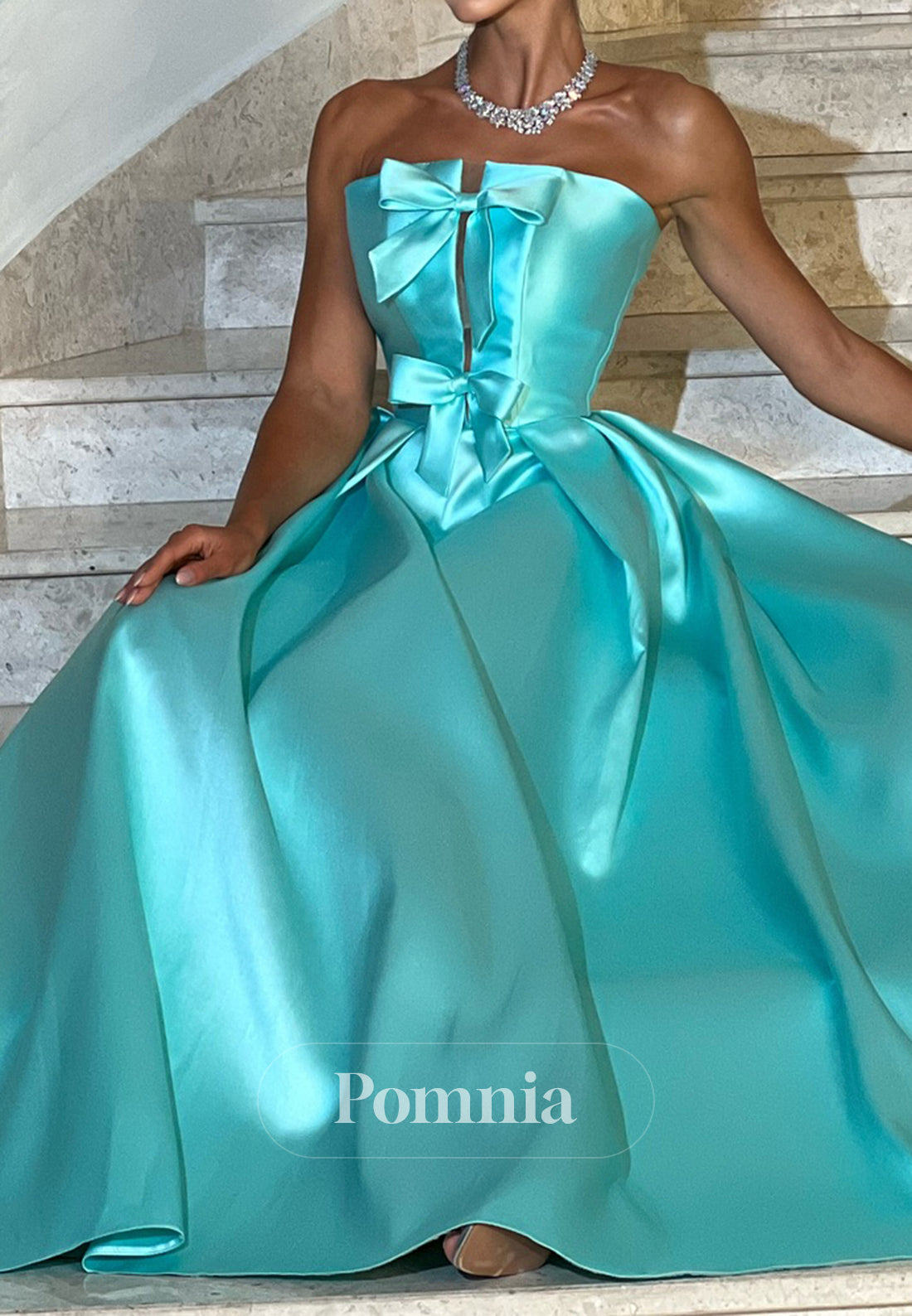 Pool A-Line Sleeveless Strapless Bowknot Prom Dress