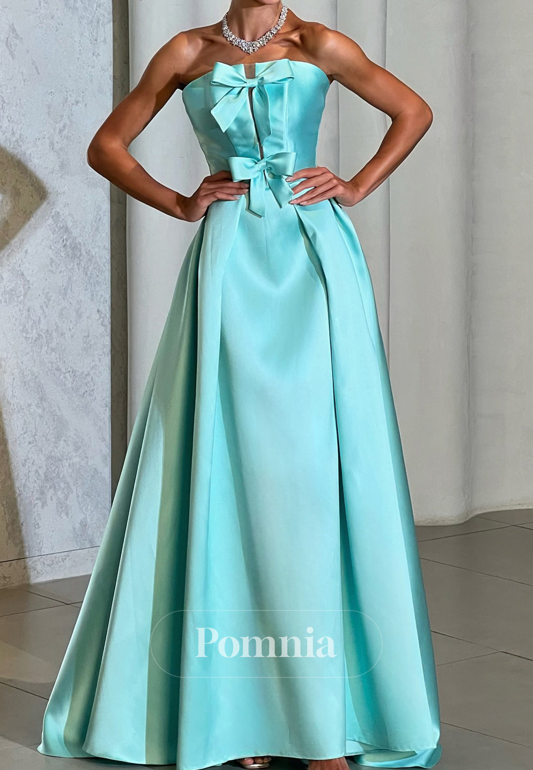 Pool A-Line Sleeveless Strapless Bowknot Prom Dress