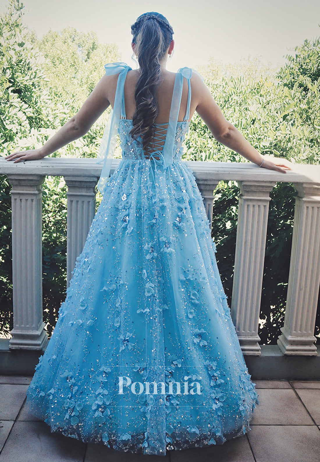 Sky Blue Spaghetti Straps Scoop Floral Appliques Prom Dress