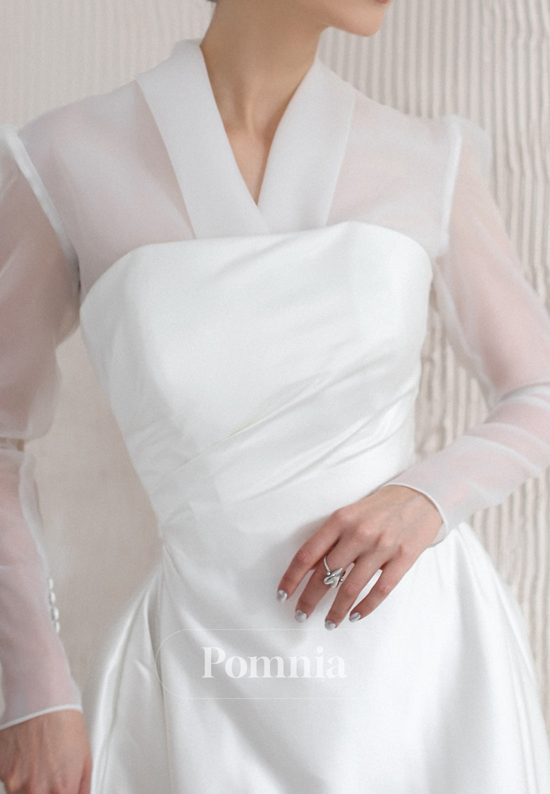 Simple Long Sleeves V-Neck  Empire-Waist Ruched Wedding Dress