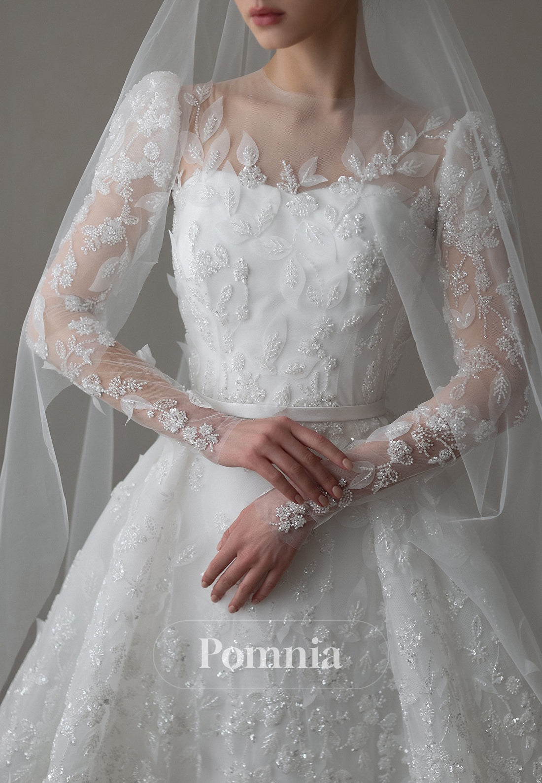 Elegant Long Sleeves Scoop Empire-Waist A-Line Wedding Dress