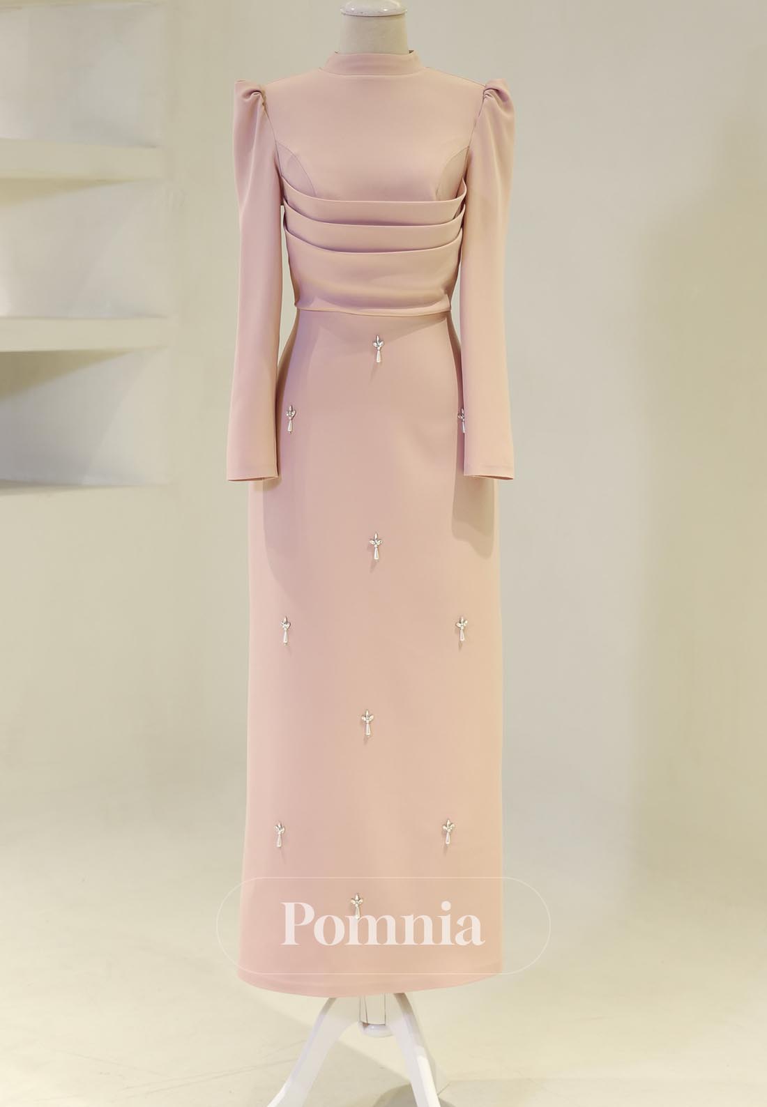 Charming A-Line High Neck Long Sleeves Empire-Waist Evening Dress