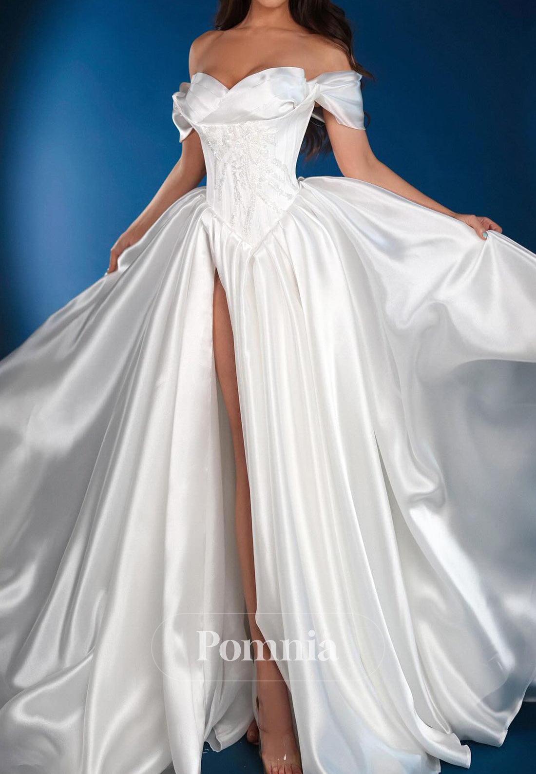 Elegant Sleeveless Sweetheart Empire-Waist Wedding Dress