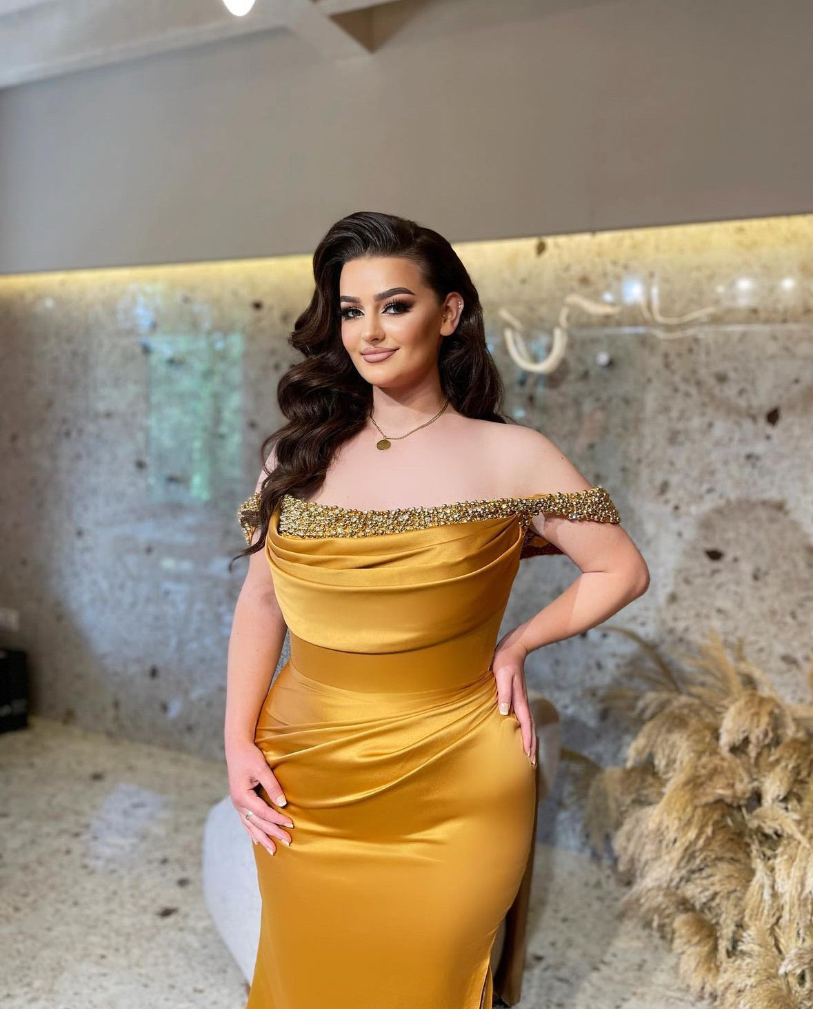 Simple Sleeveless Strapless Sequins Ruched Evening Dress