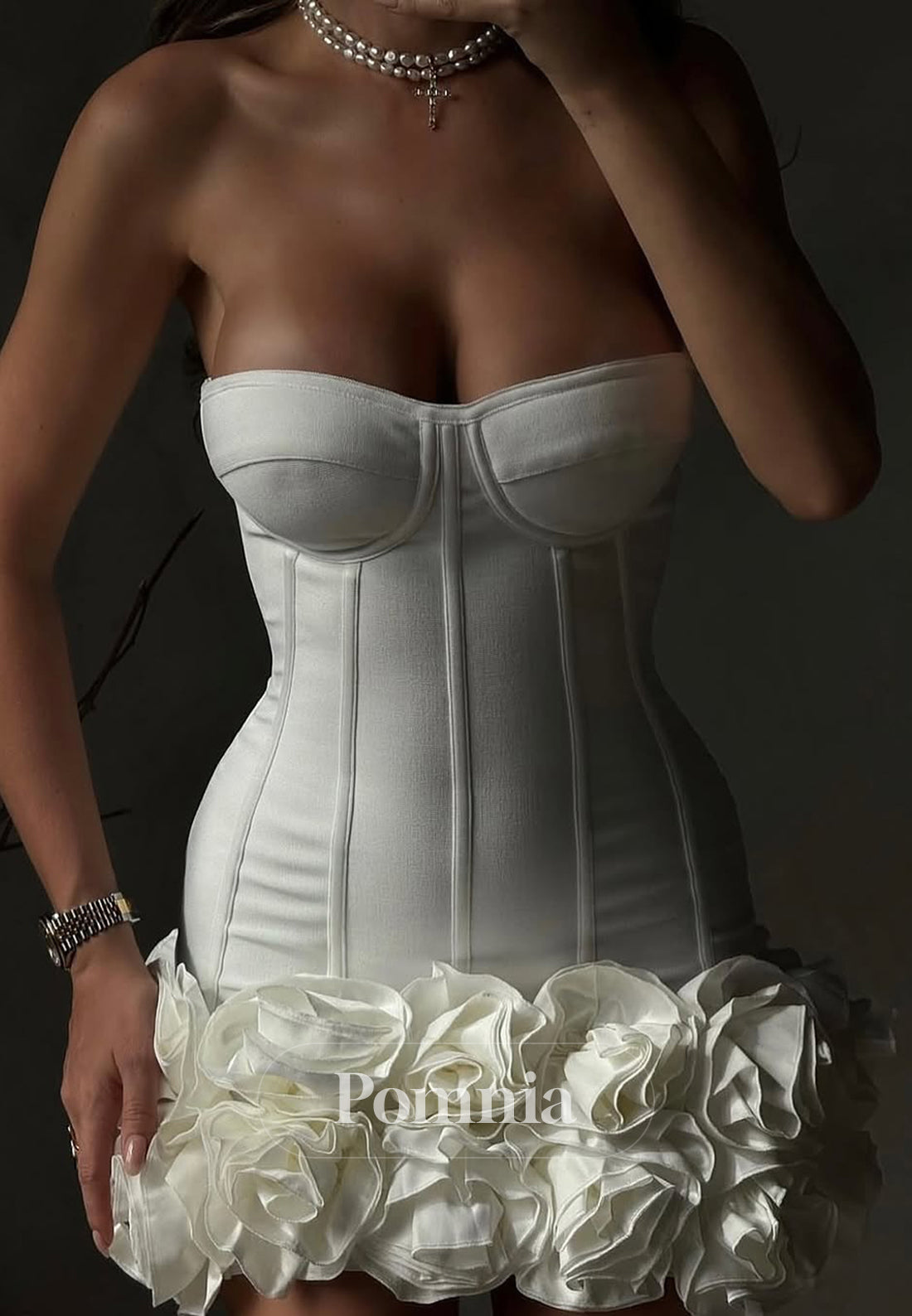 A-Line Strapless Sleeveless Lace-Up Back Mini Homecoming Dress