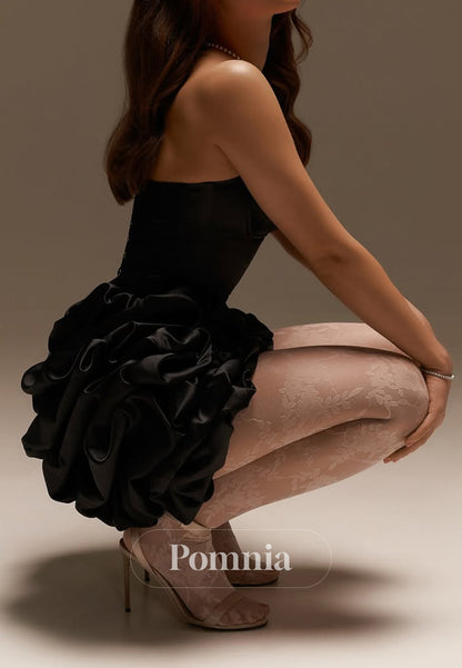 Black Sleeveless Strapless Ruched Appliques Homecoming Dress