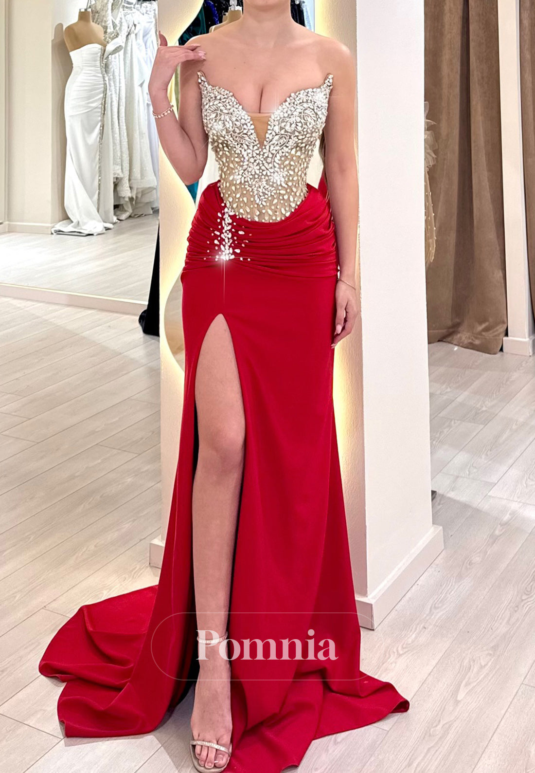 Red Strapless Sleeveless Beads Slit Evening Dress